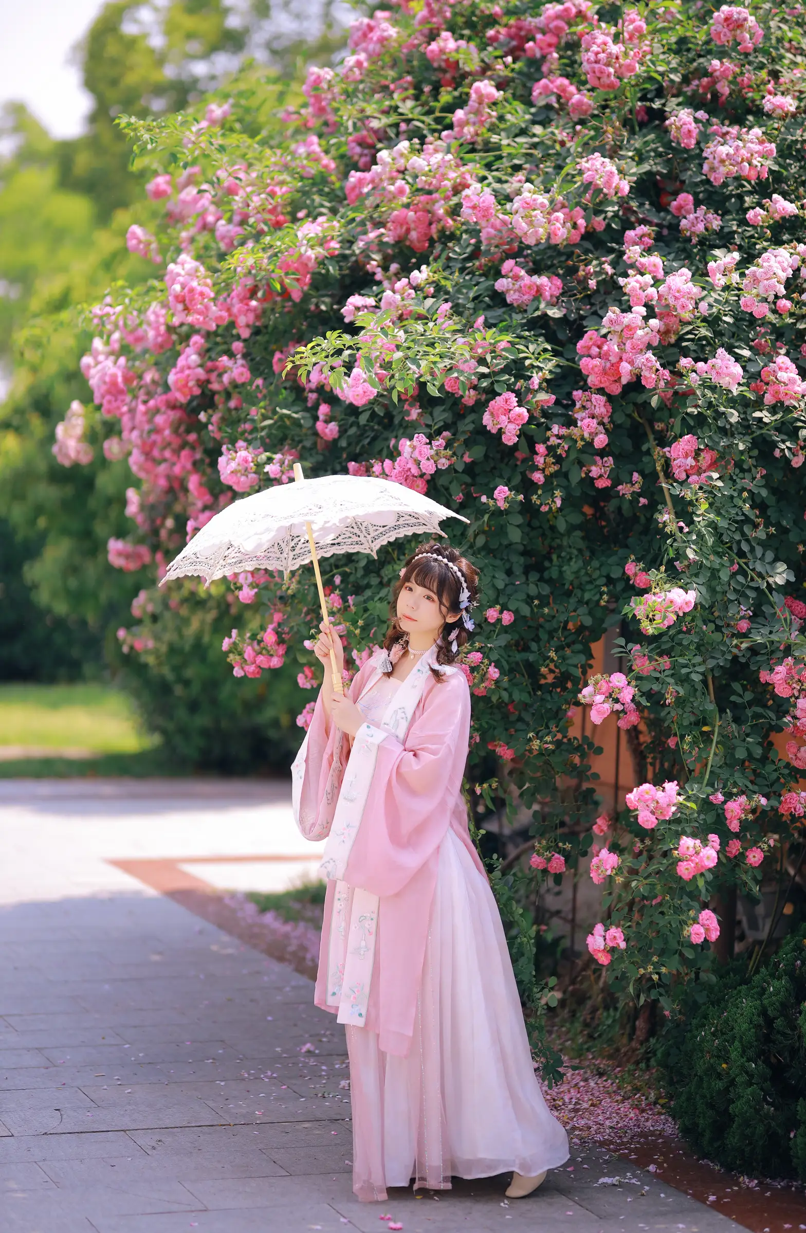 [艺图语] 2022.08.20 Vol.1749 – 吻花香 Suky喜欢软绵绵毛茸茸的团子#[26P]-2
