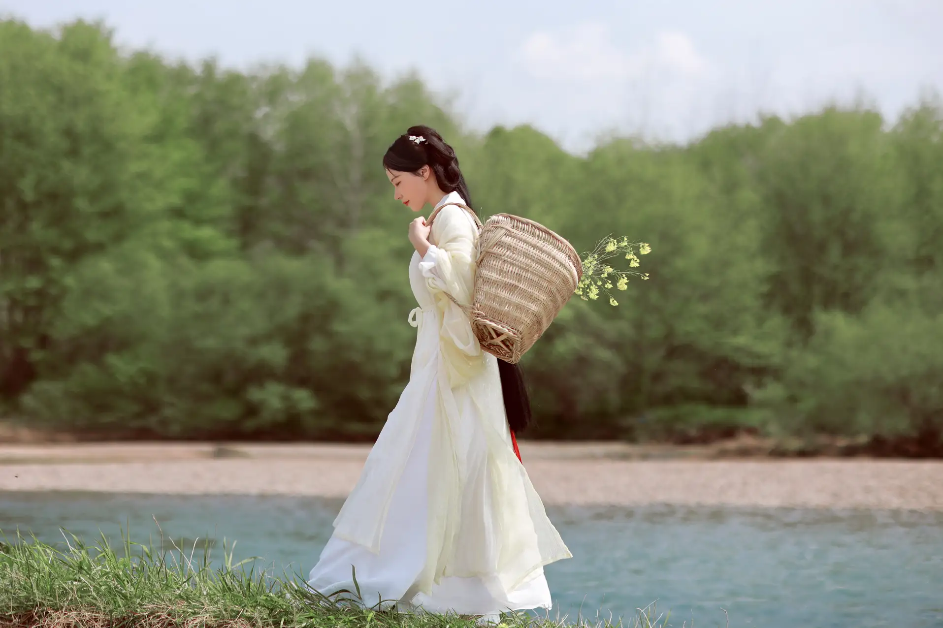 [艺图语] 2022.05.11 Vol.853 – 踏青 笑笑#[25P]-7