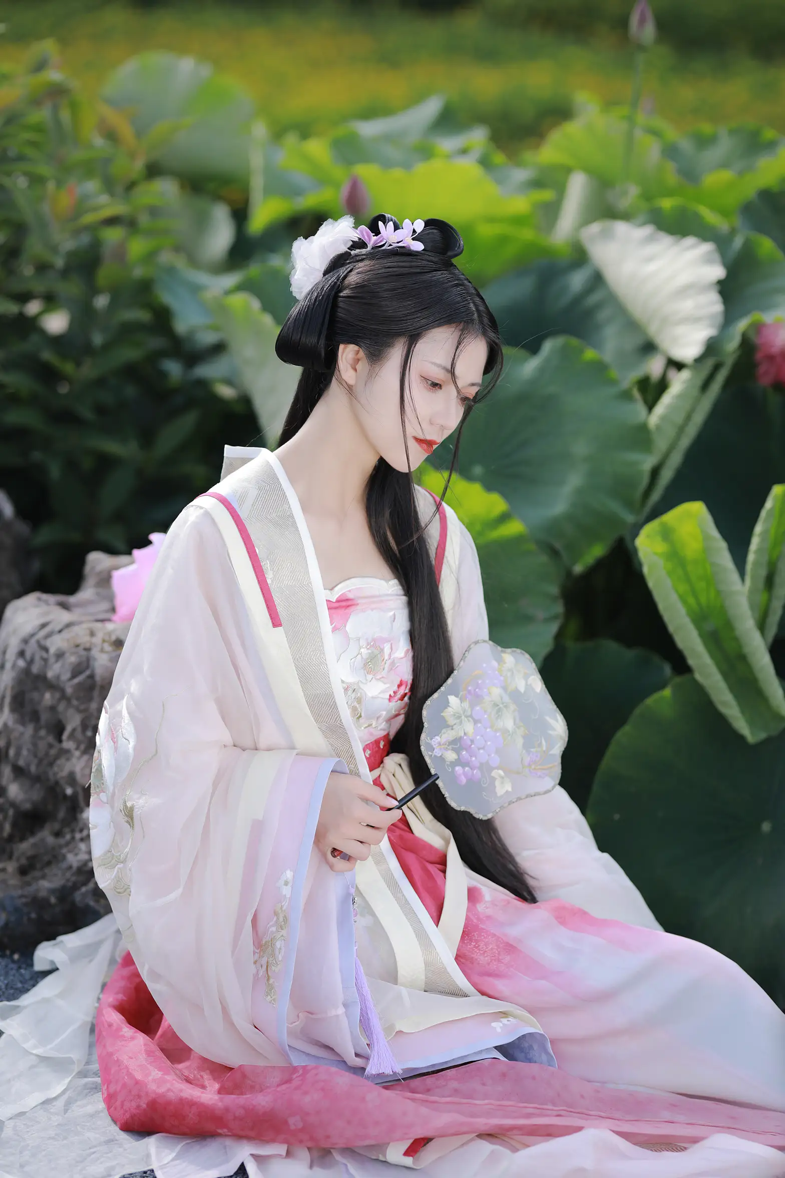[艺图语] 2022.08.06 Vol.1639 – 山有扶苏，隰有荷华 吾岁#[39P]-23