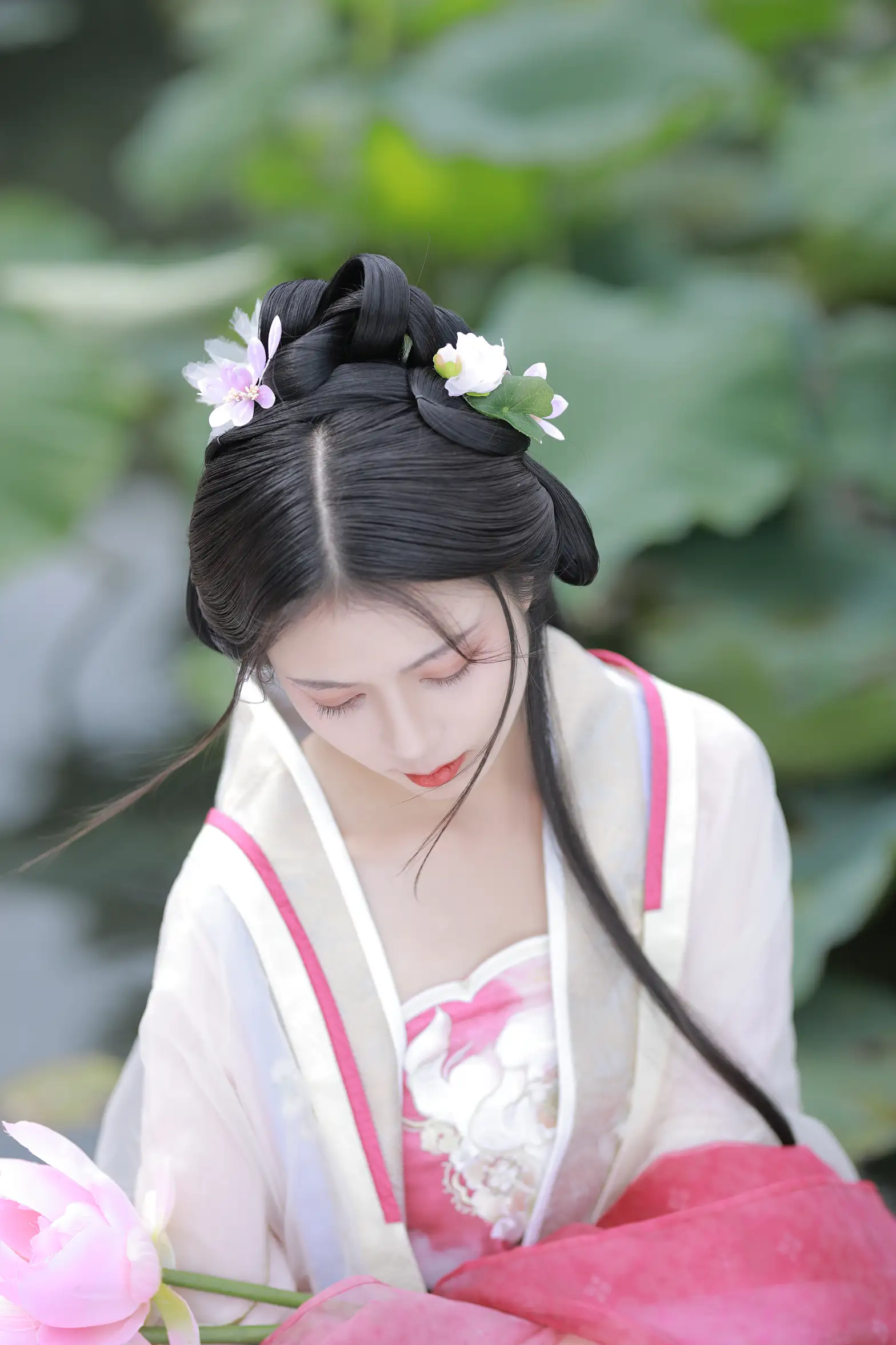 [艺图语] 2022.08.06 Vol.1639 – 山有扶苏，隰有荷华 吾岁#[39P]-35