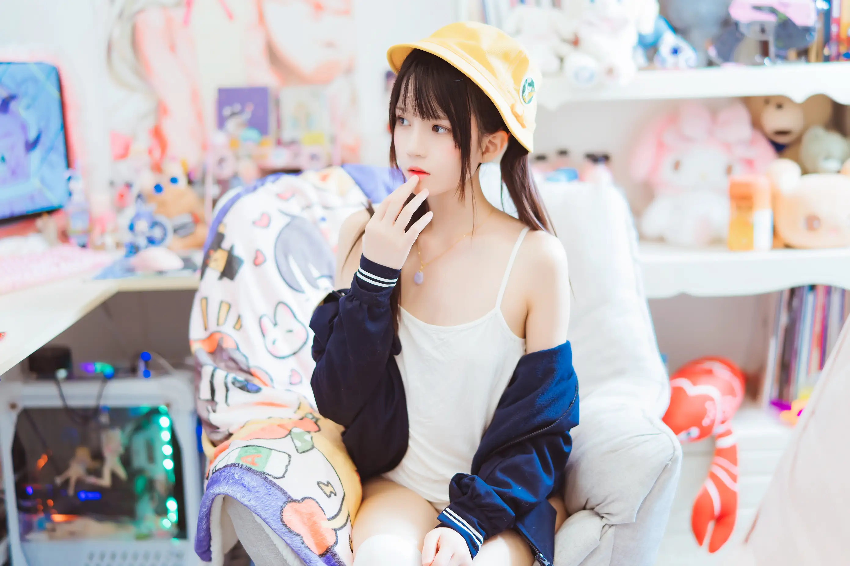 [艺图语] 2022.05.17 Vol.0911 – 奶桃桃 桜桃喵#[33P]-1