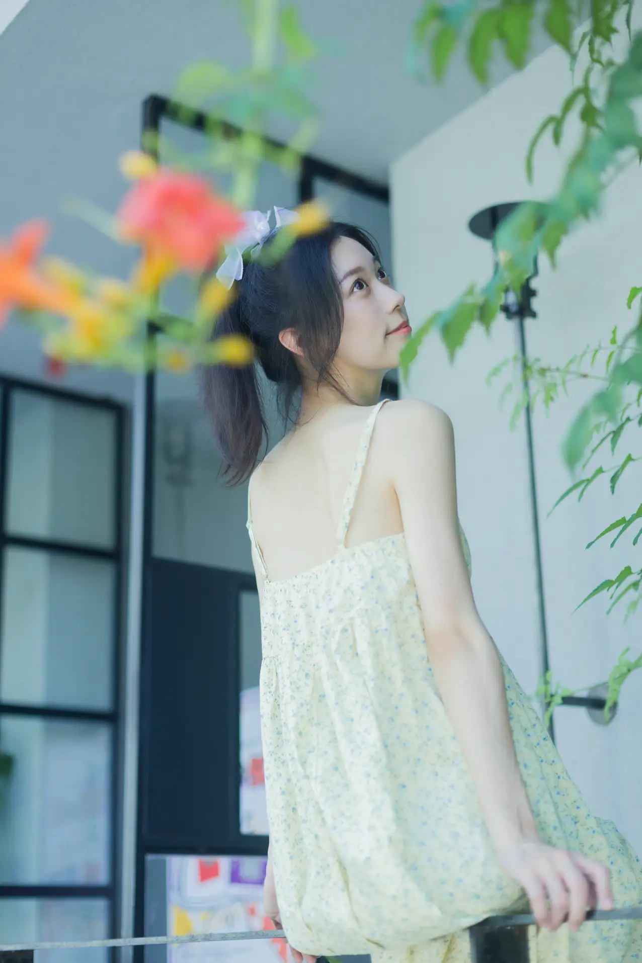 [艺图语] 2022.08.18 Vol.1732 – 夏日凌霄 饲猫少女 饲猫少女-#[33P]-9