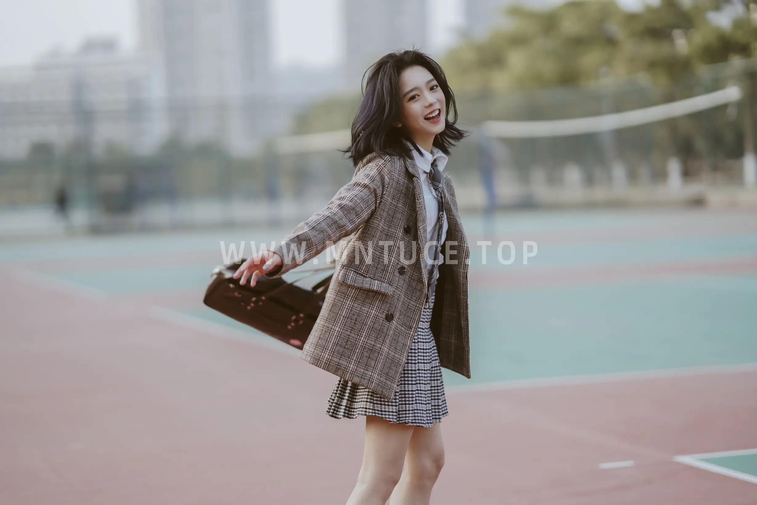 [艺图语] 2022.05.22 Vol.0955 – 你的眼中明暗交杂一笑生花 Enndme#[34P]-4