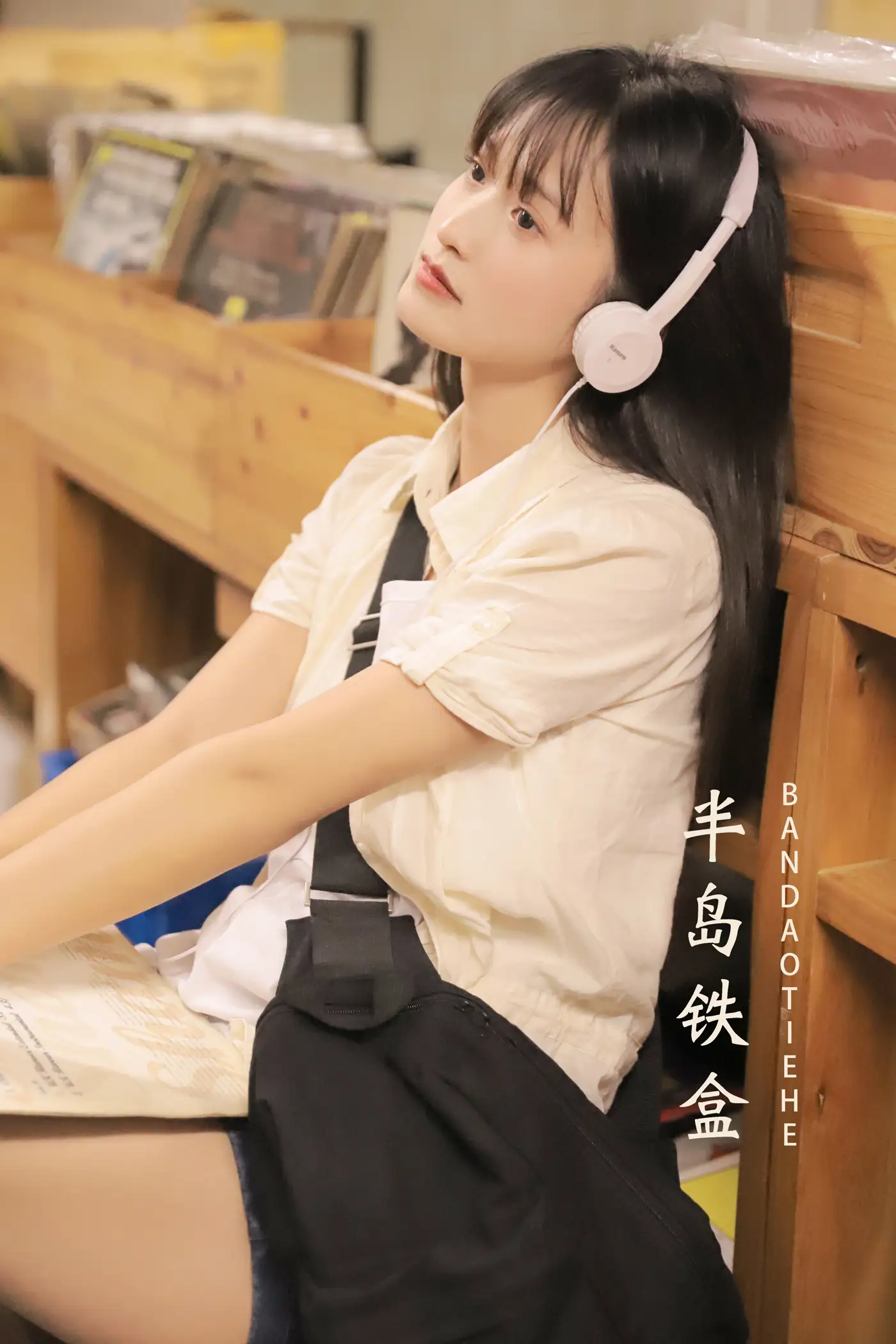[艺图语] 2022.07.28 Vol.1558 – 半岛铁盒 刘小瑜#[22P]-1