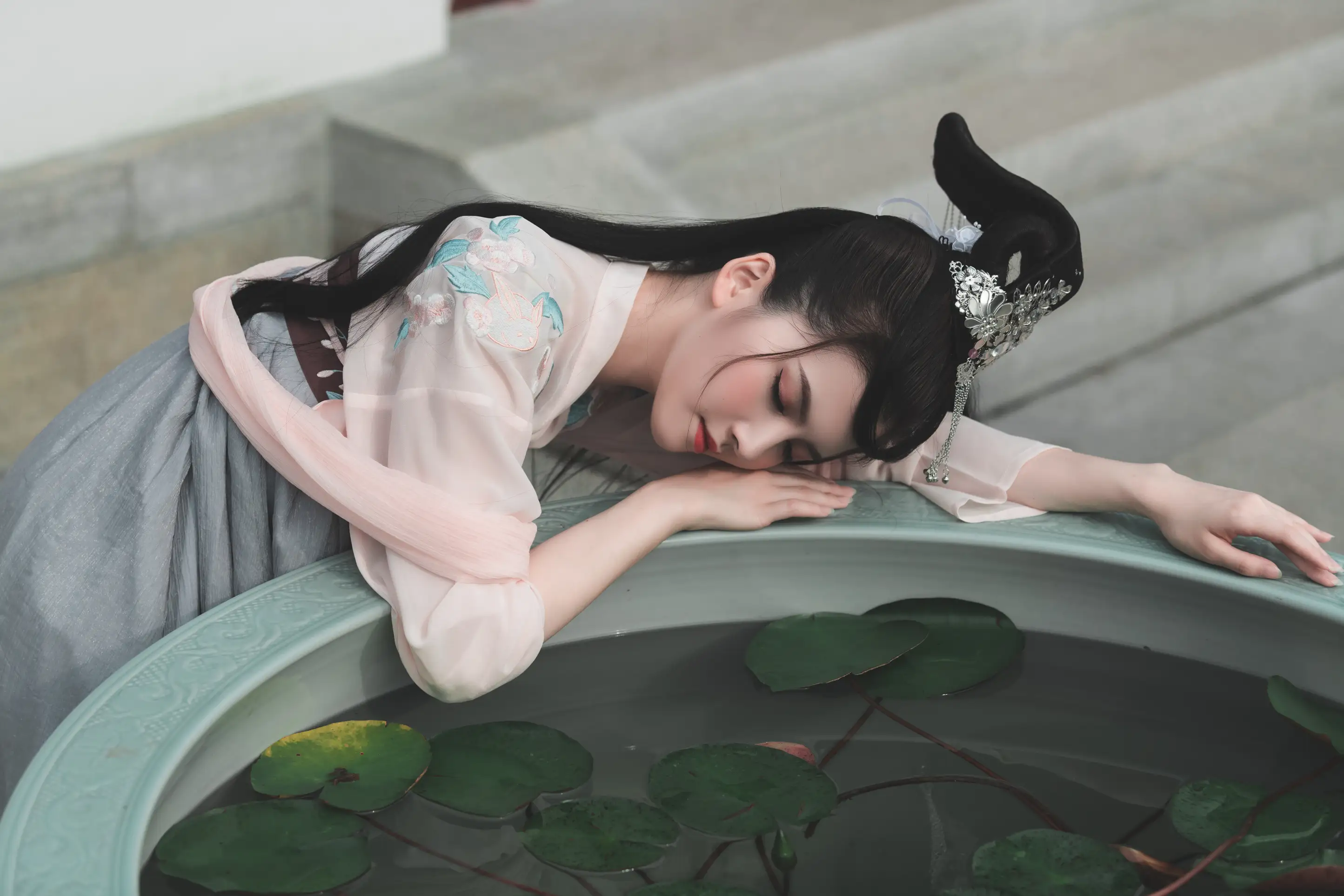 [艺图语] 2022.06.10 Vol.1142 – 莺歌 Dtifa丁小妮#[29P]-10