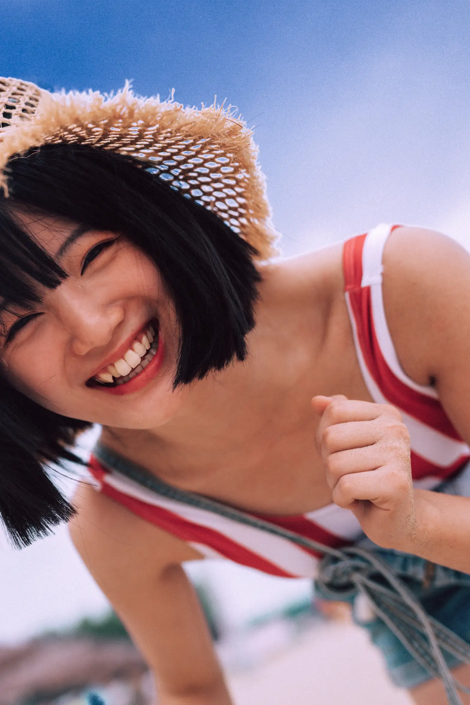 [艺图语] 2021.11.24 Vol.467 – 红色沙滩少女 黎美汐#[42P]-1