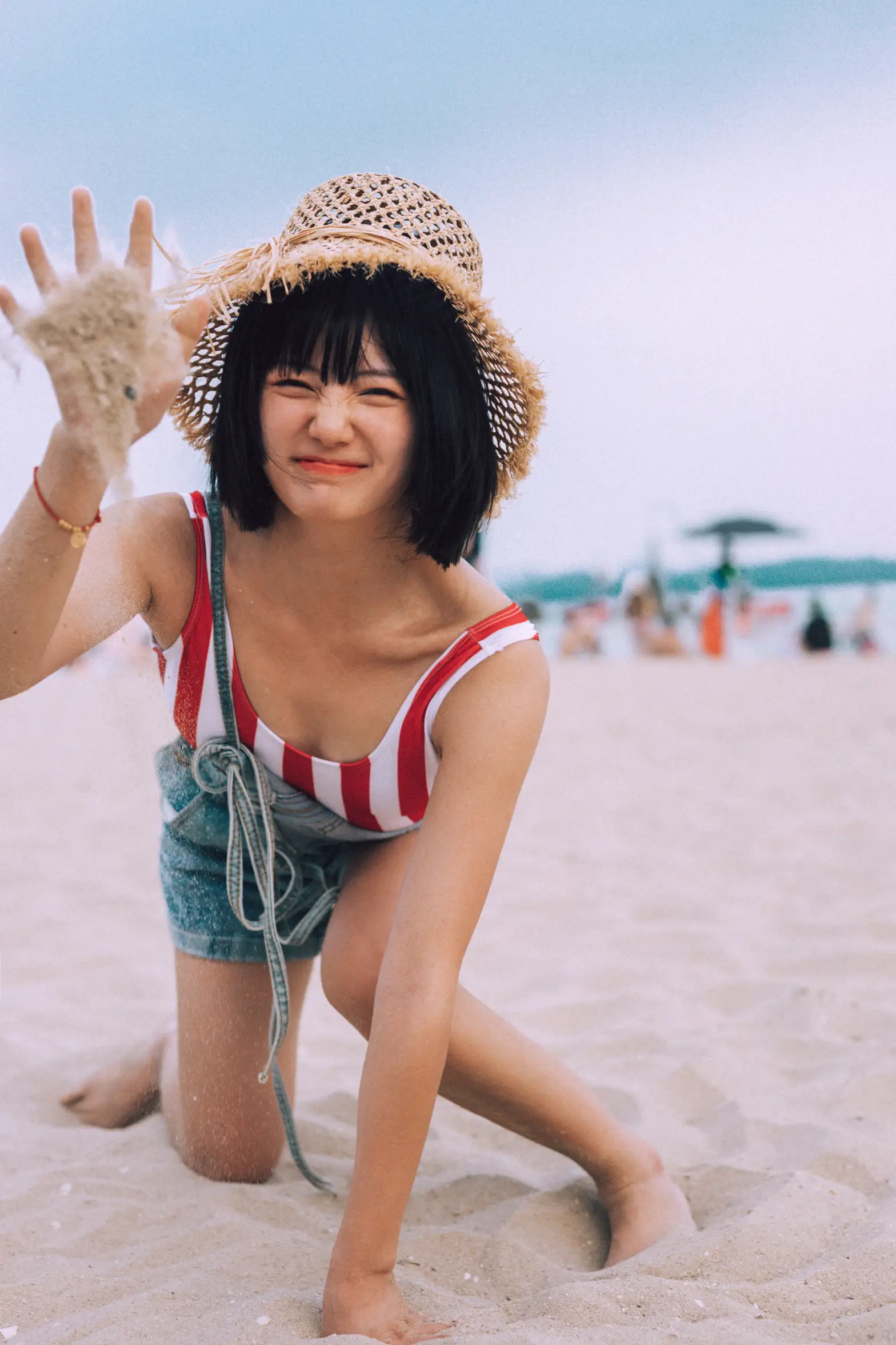 [艺图语] 2021.11.24 Vol.467 – 红色沙滩少女 黎美汐#[42P]-3