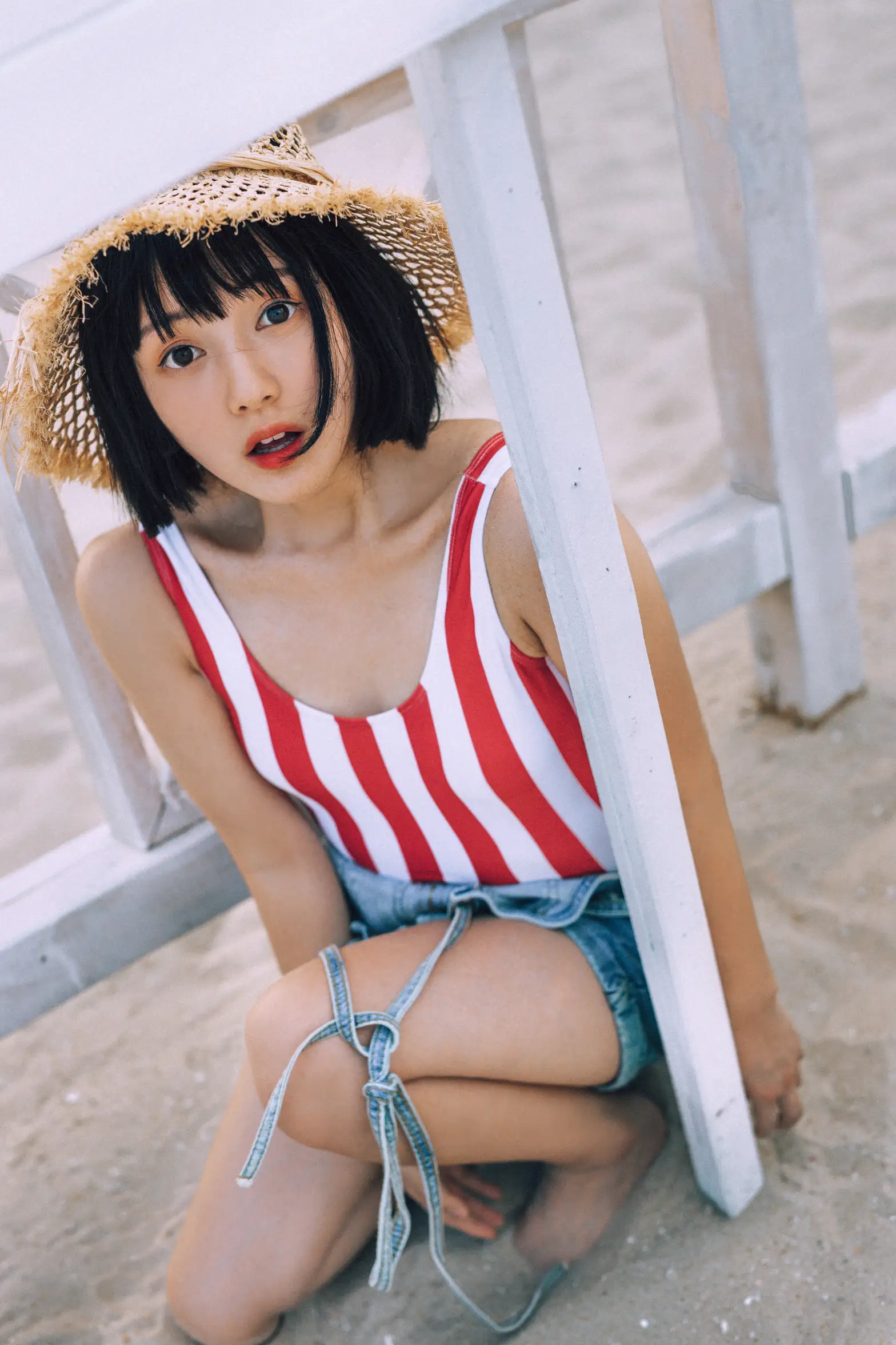 [艺图语] 2021.11.24 Vol.467 – 红色沙滩少女 黎美汐#[42P]-1