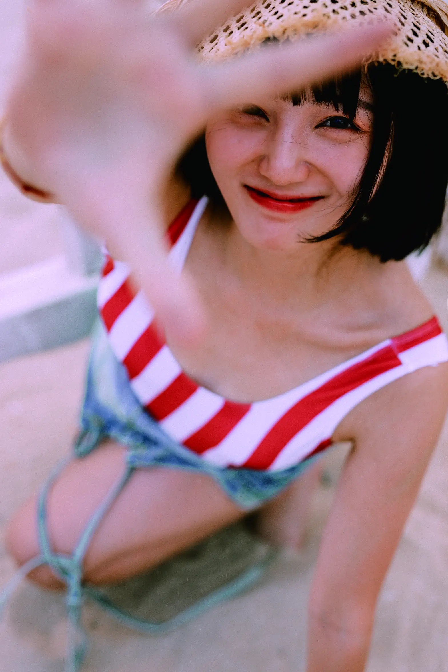 [艺图语] 2021.11.24 Vol.467 – 红色沙滩少女 黎美汐#[42P]-3