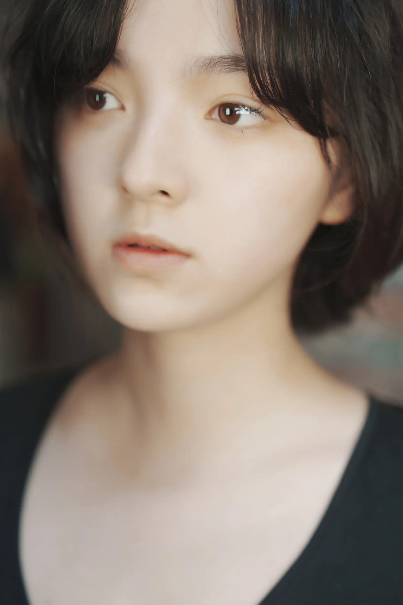 [艺图语] 2022.09.11 Vol.1924 – 咖啡屋里的素颜女孩 dudu#[32P]-3