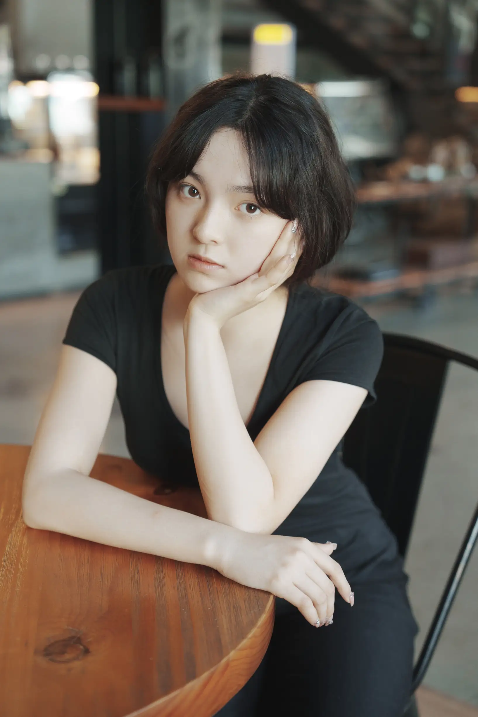 [艺图语] 2022.09.11 Vol.1924 – 咖啡屋里的素颜女孩 dudu#[32P]-9
