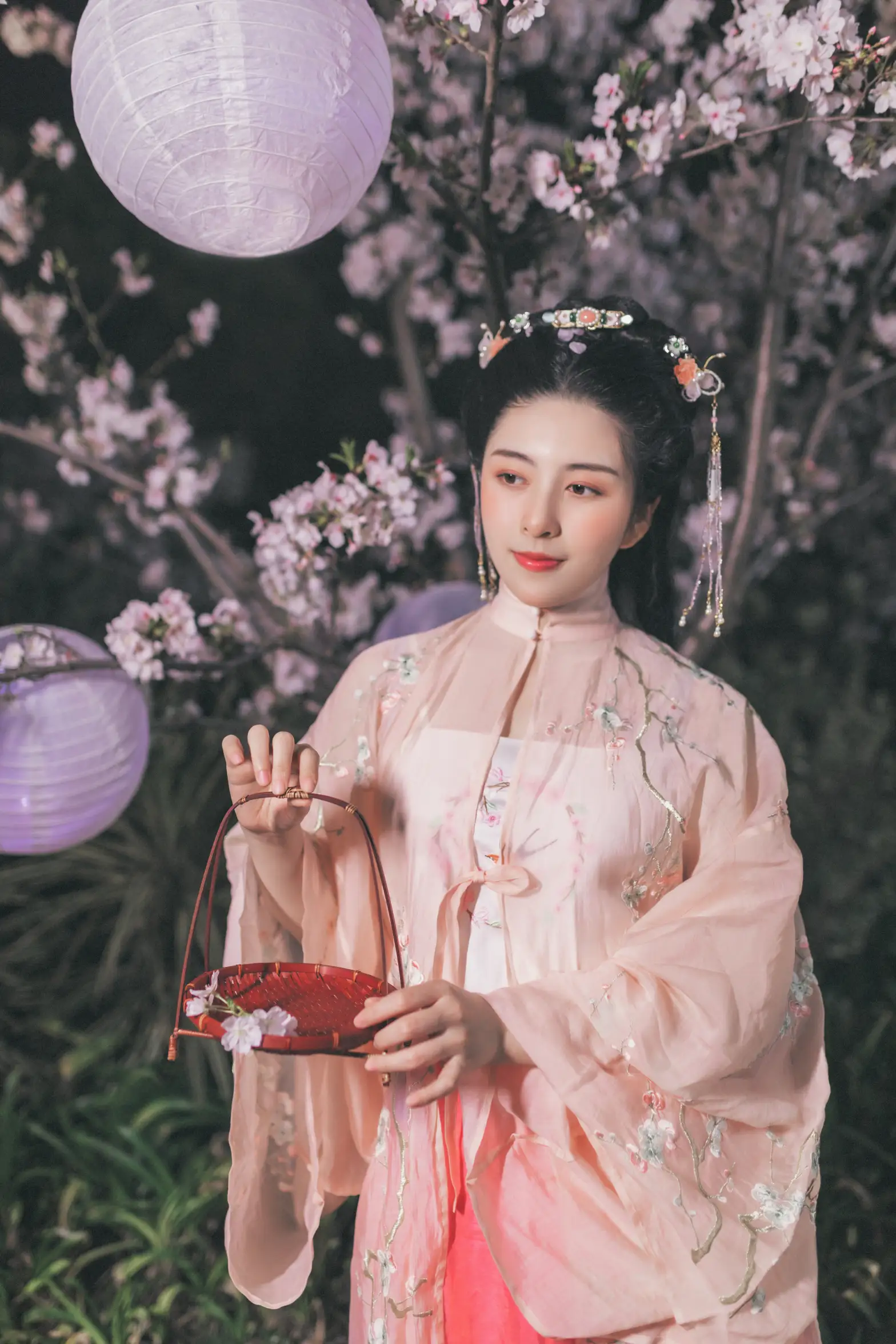 [艺图语] 2022.08.02 Vol.1607 – 夜樱 秘制大何酱#[25P]-6