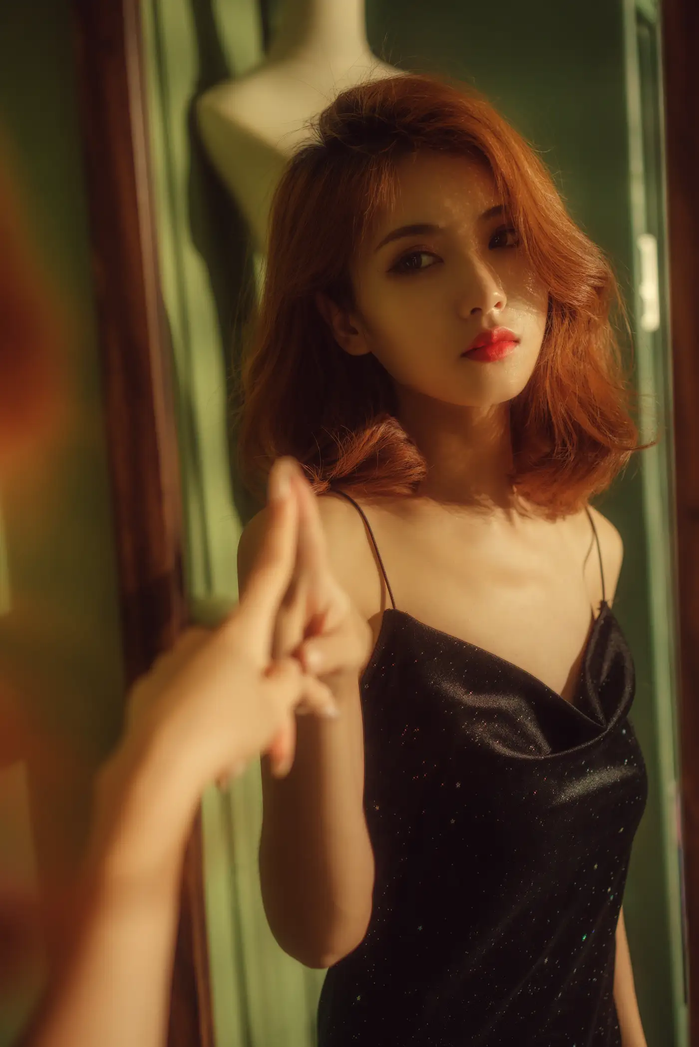 [艺图语] 2021.10.22 Vol.381 – 今夜派对 素素#[18P]-16