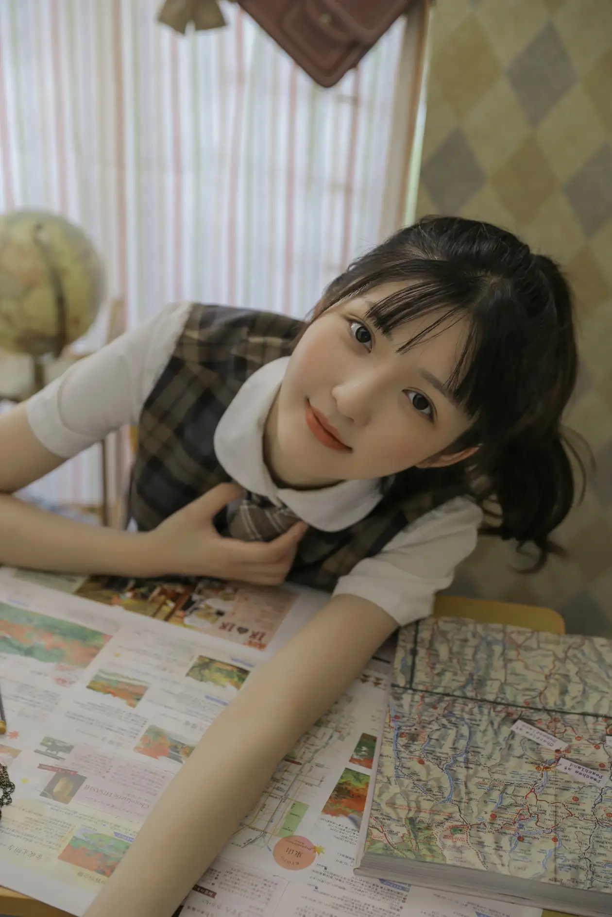 [艺图语] 2022.06.29 Vol.1320 – 高校女生 金迪-Vivian#[22P]-7