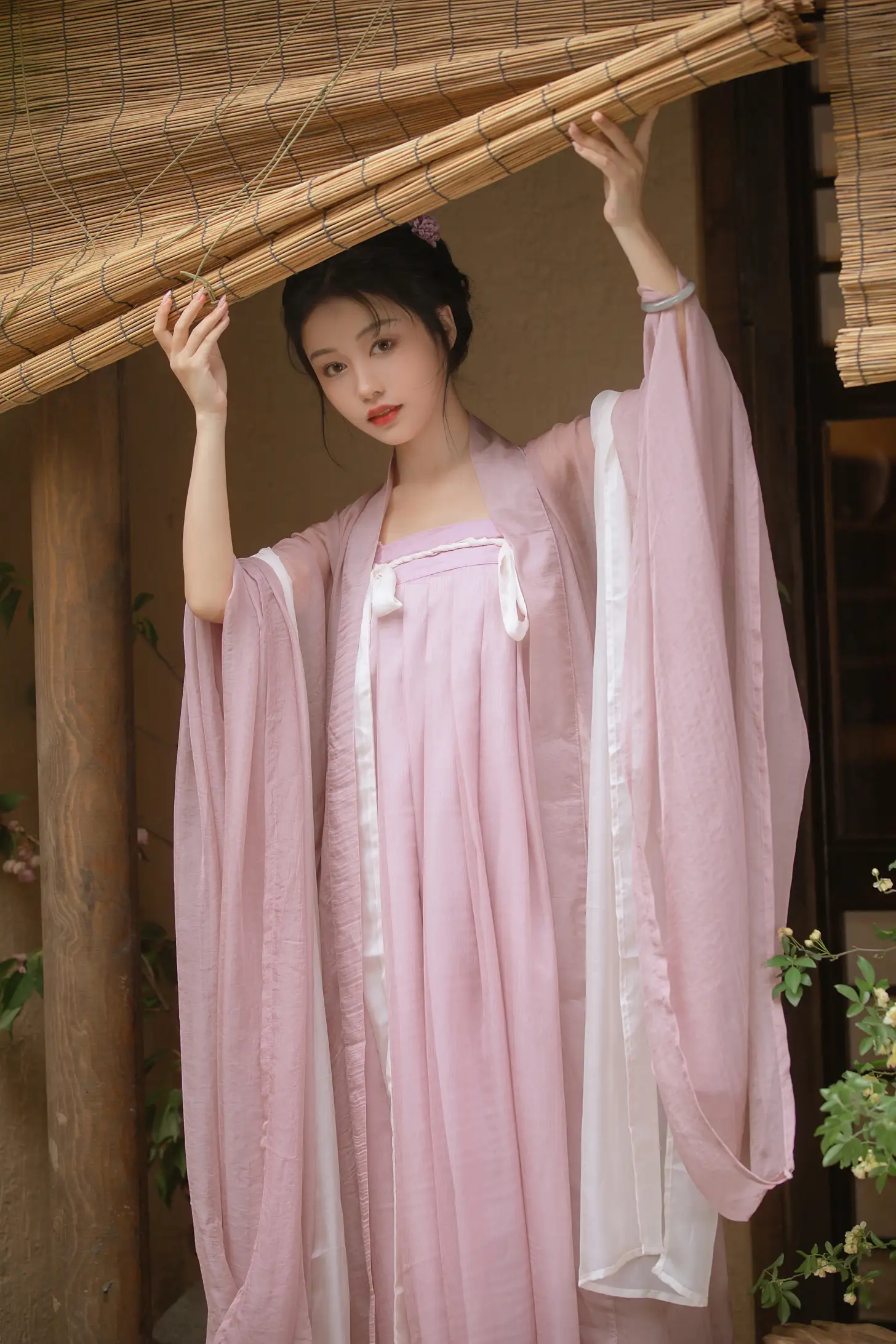 [艺图语] 2022.08.15 Vol.1707 – 春日宴 梨一依#[25P]-19
