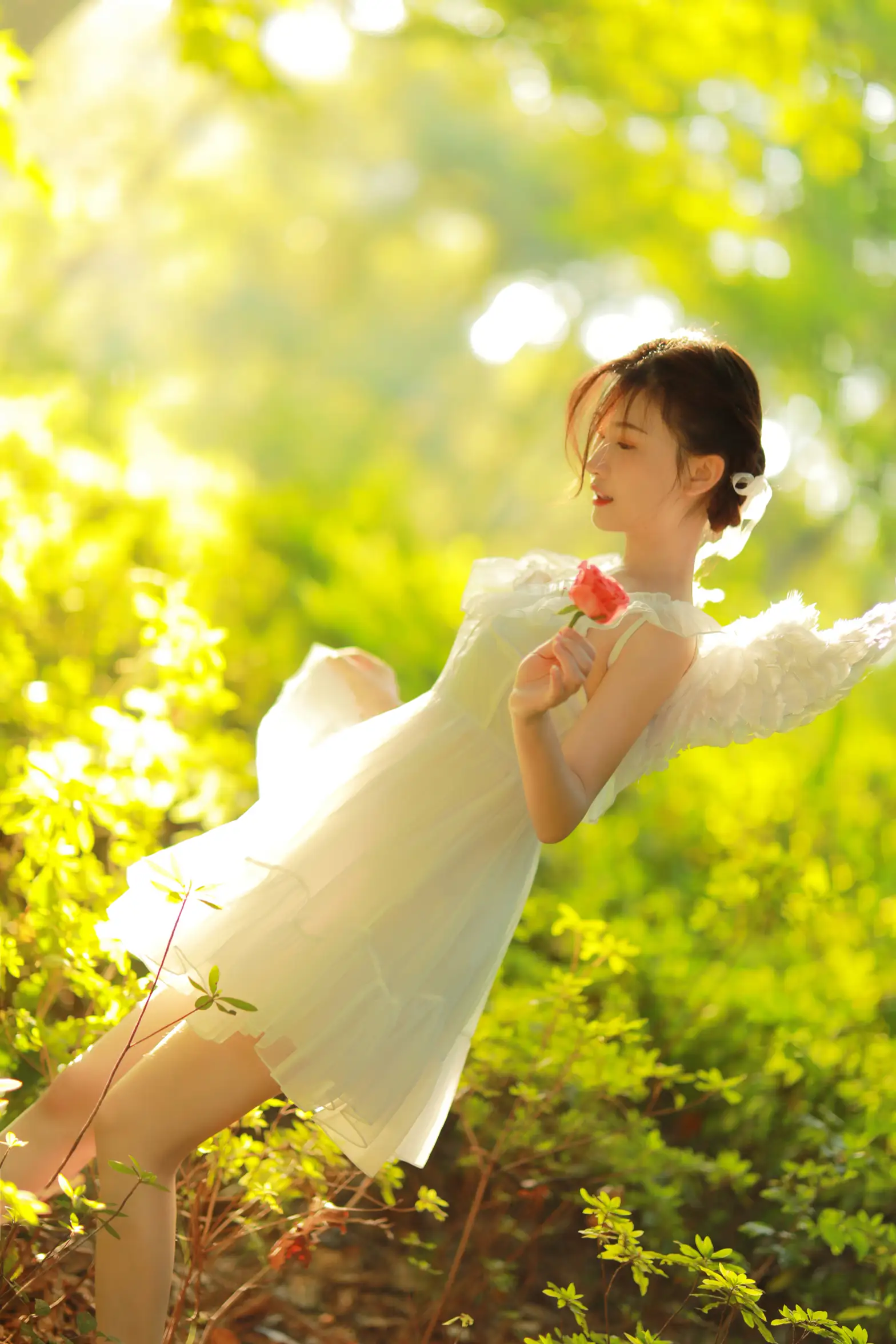 [艺图语] 2022.08.10 Vol.1671 – 逆光 莹#[22P]-1