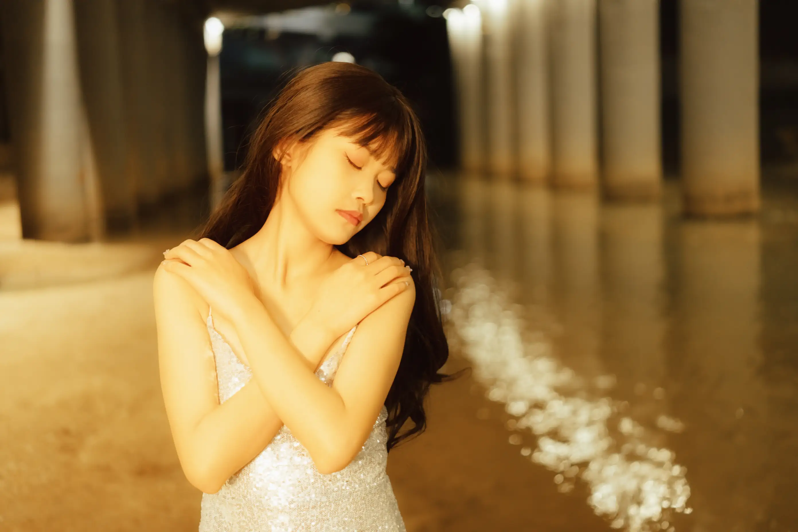 [艺图语] 2021.11.25 Vol.471 – 桥洞下的少女 小可#[24P]-7