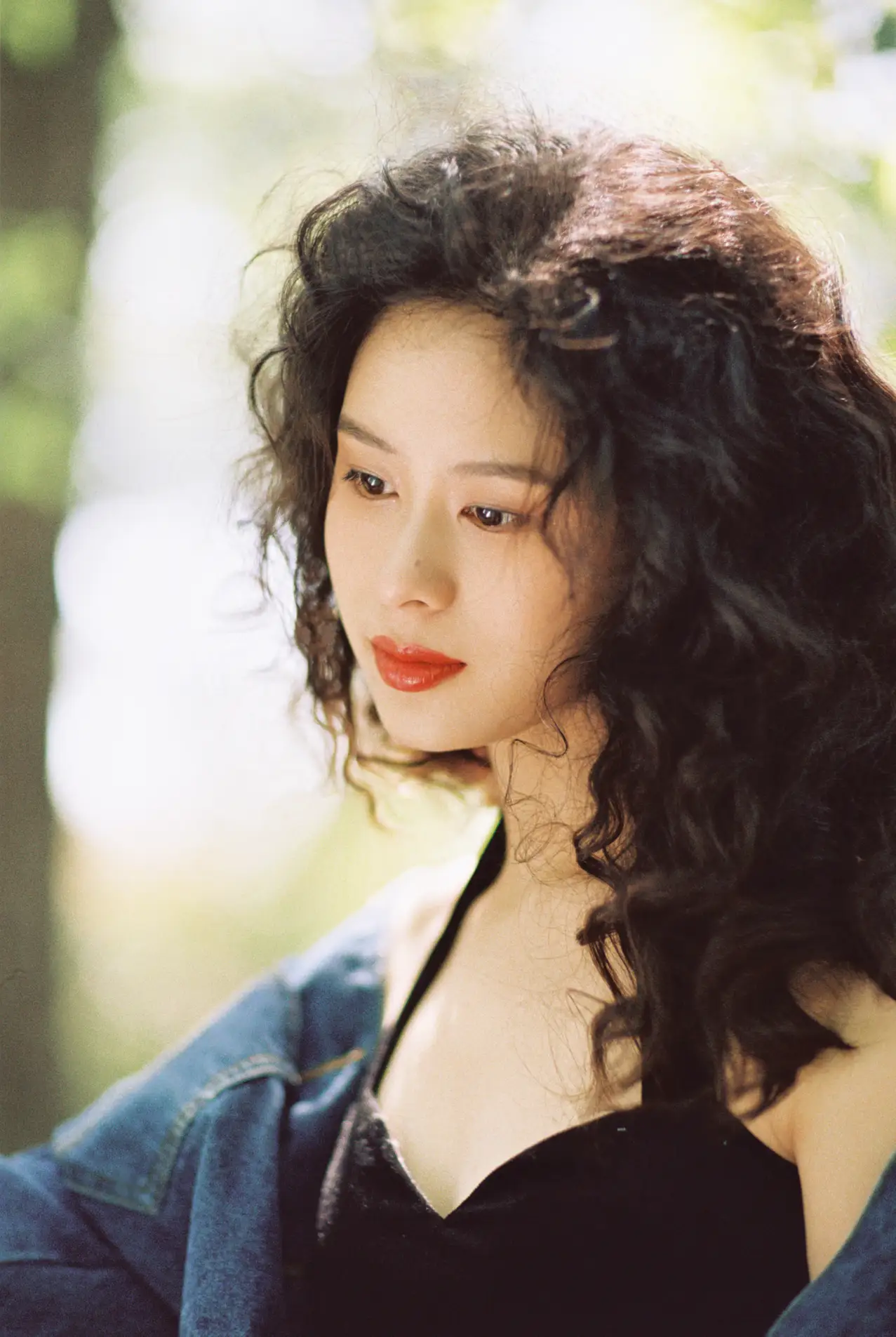 [艺图语] 2022.05.17 Vol.0908 – 港风胶片 sisi#[24P]-6