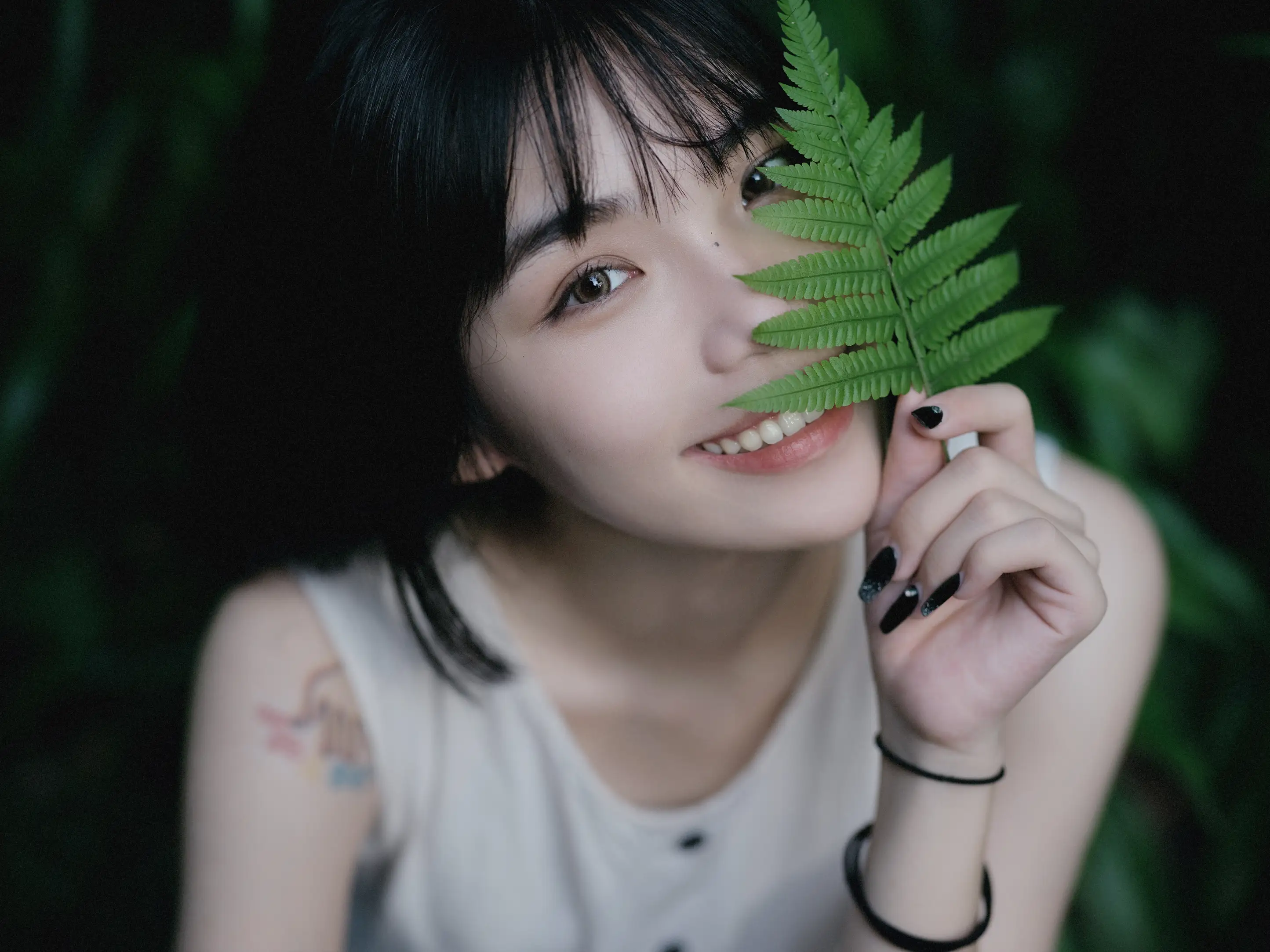 [艺图语] 2022.08.09 Vol.1659 – 爱笑的眼睛 PP#[60P]-3