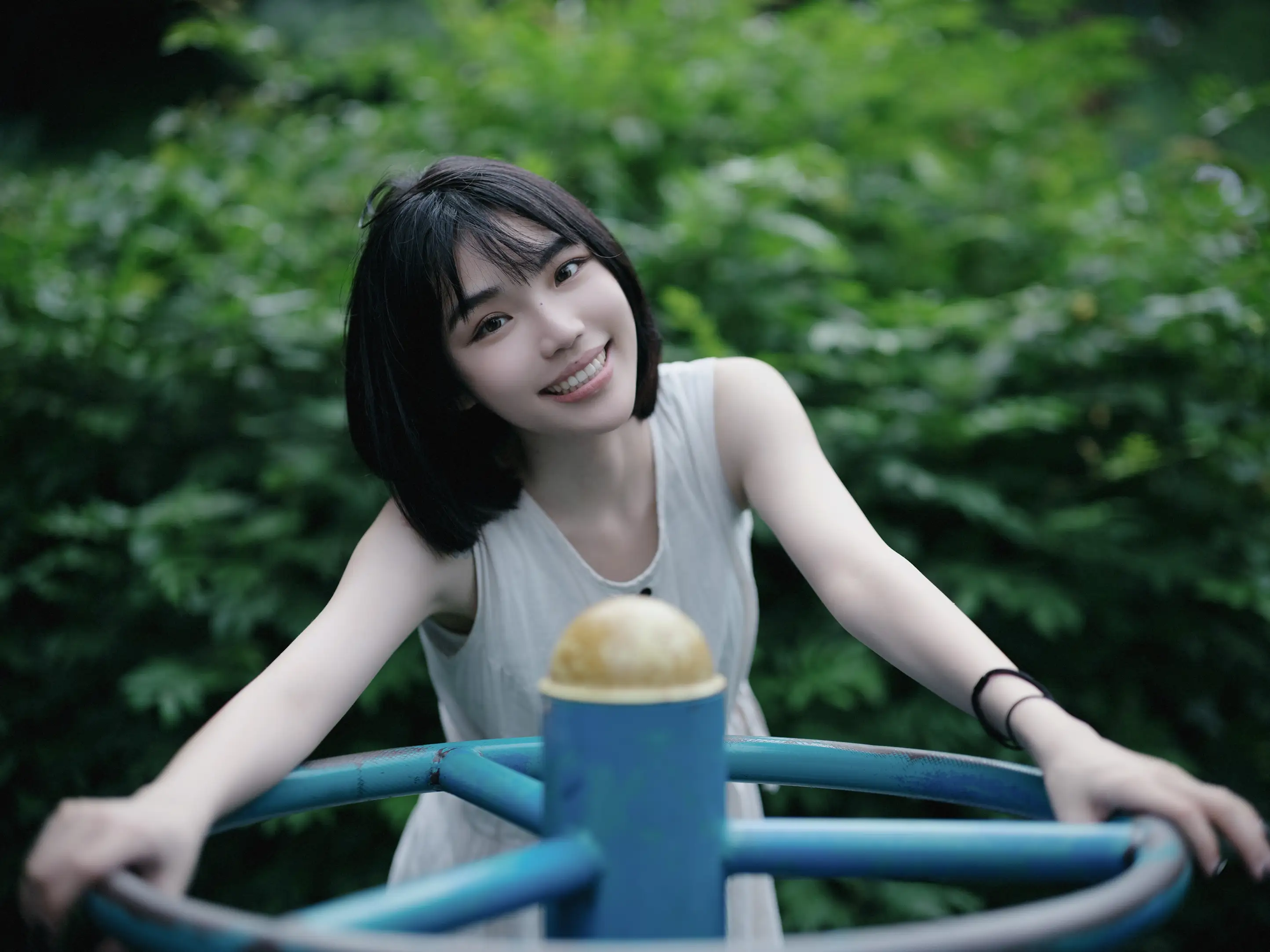 [艺图语] 2022.08.09 Vol.1659 – 爱笑的眼睛 PP#[60P]-4