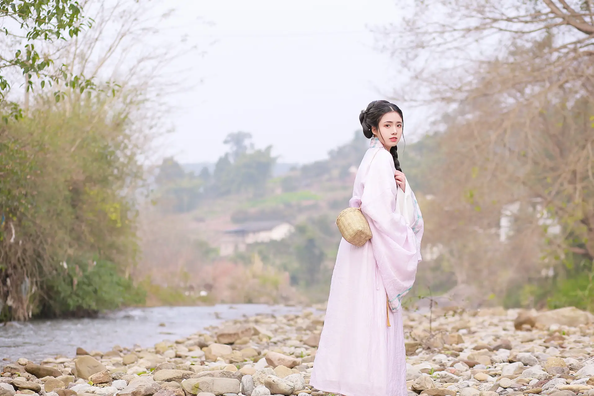 [艺图语] 2021.11.06 Vol.422 – 春江 沂越#[23P]-1
