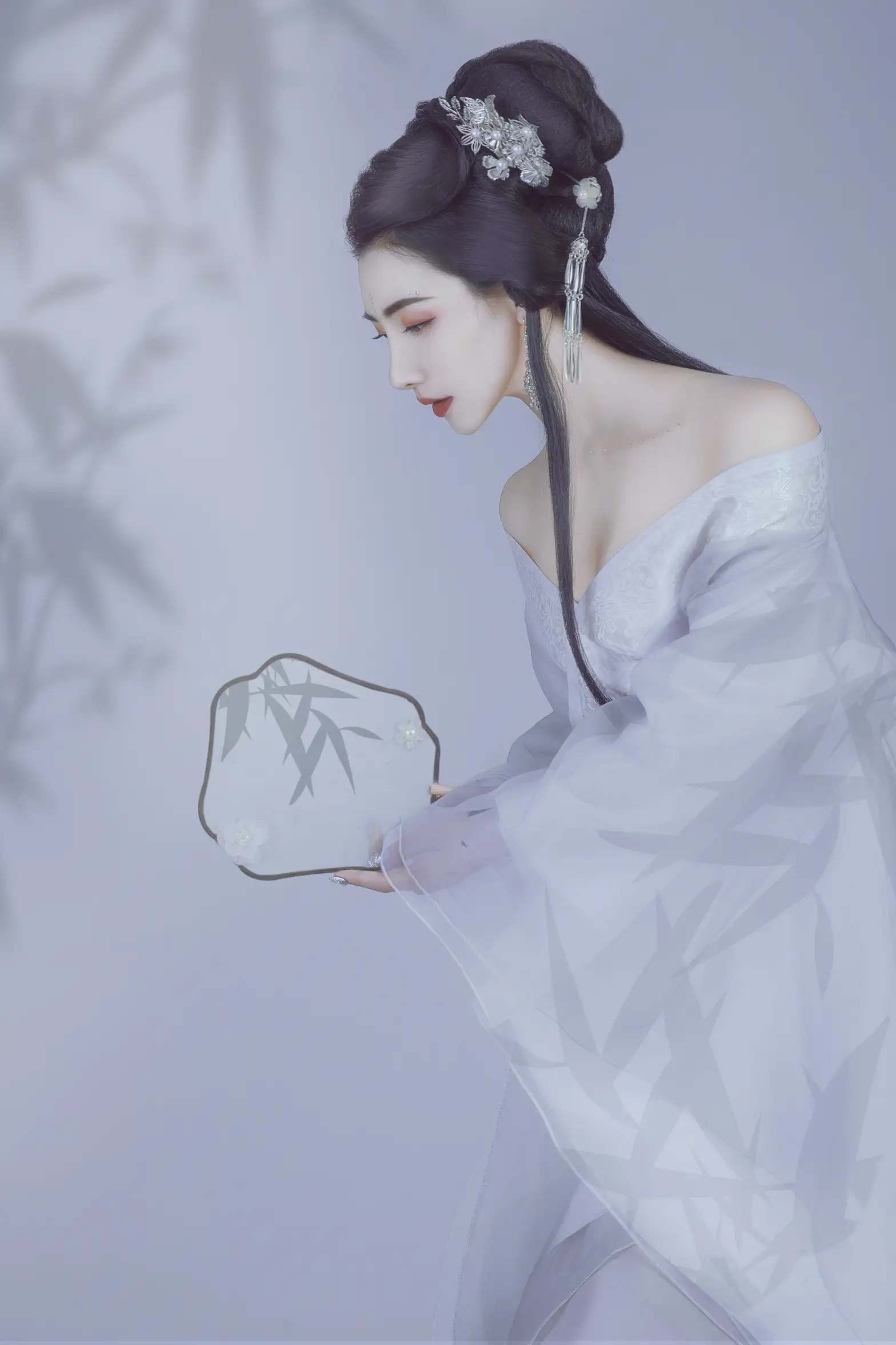 [艺图语] 2022.01.06 Vol.599 – 清月盈 唯宝#[22P]-2