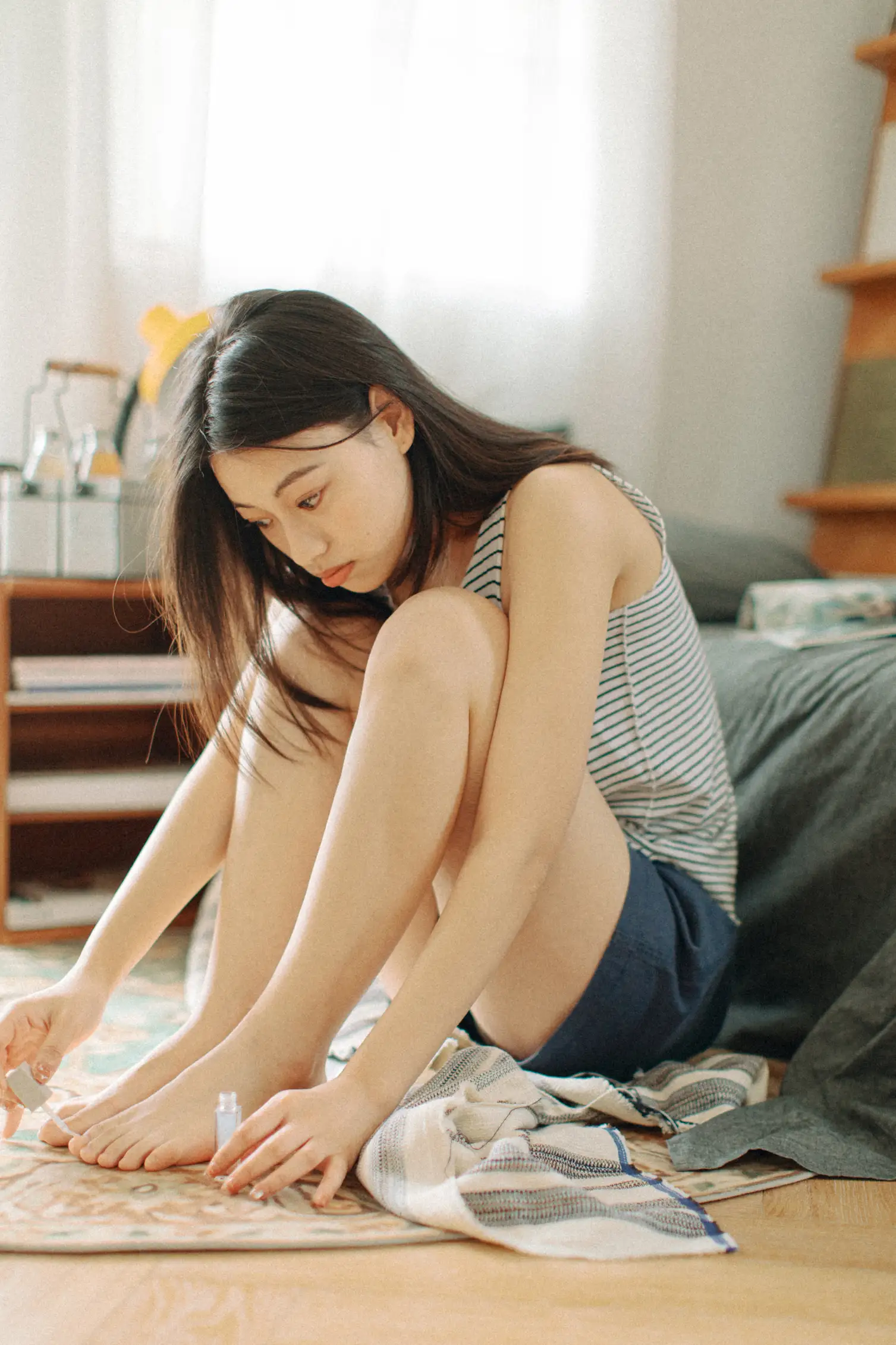 [艺图语] 2022.06.01 Vol.1050 – 寝居女子写真集 九月#[34P]-6
