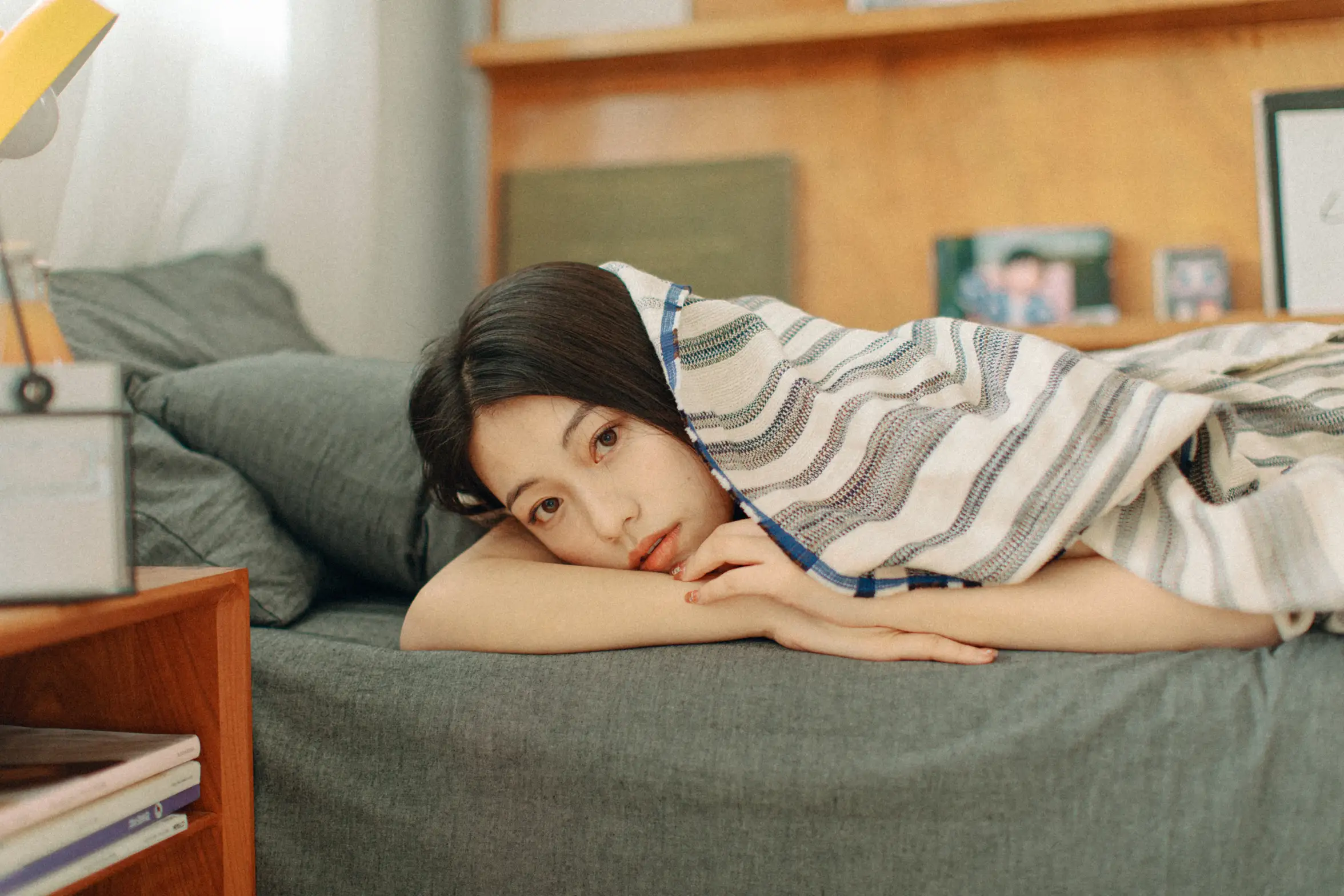 [艺图语] 2022.06.01 Vol.1050 – 寝居女子写真集 九月#[34P]-9
