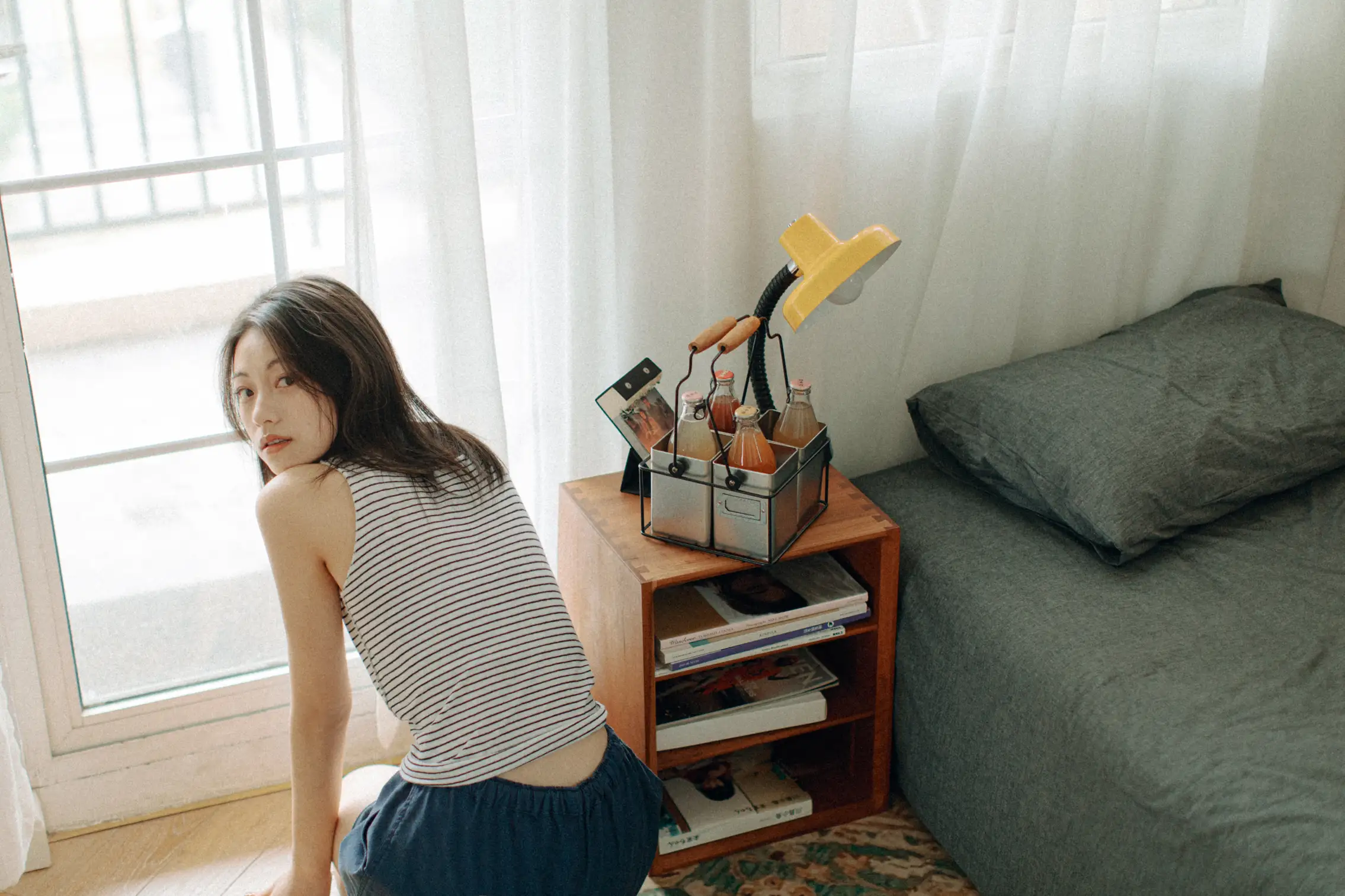[艺图语] 2022.06.01 Vol.1050 – 寝居女子写真集 九月#[34P]-4