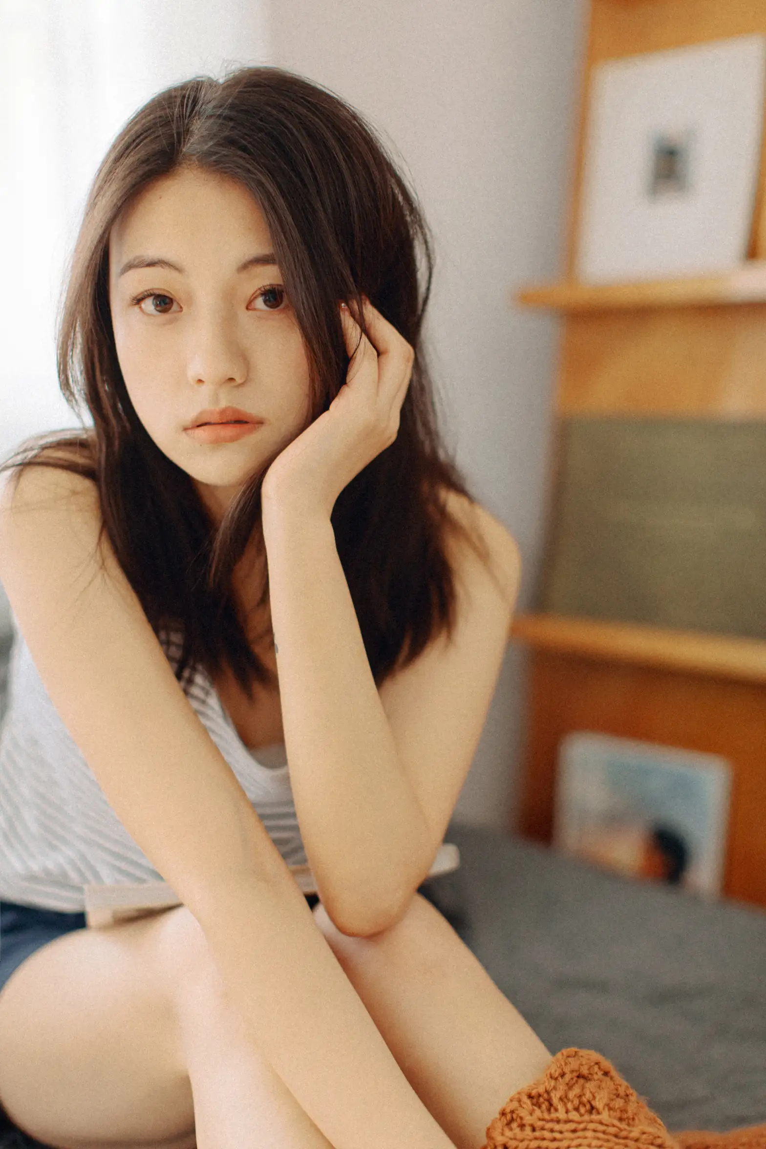 [艺图语] 2022.06.01 Vol.1050 – 寝居女子写真集 九月#[34P]-8