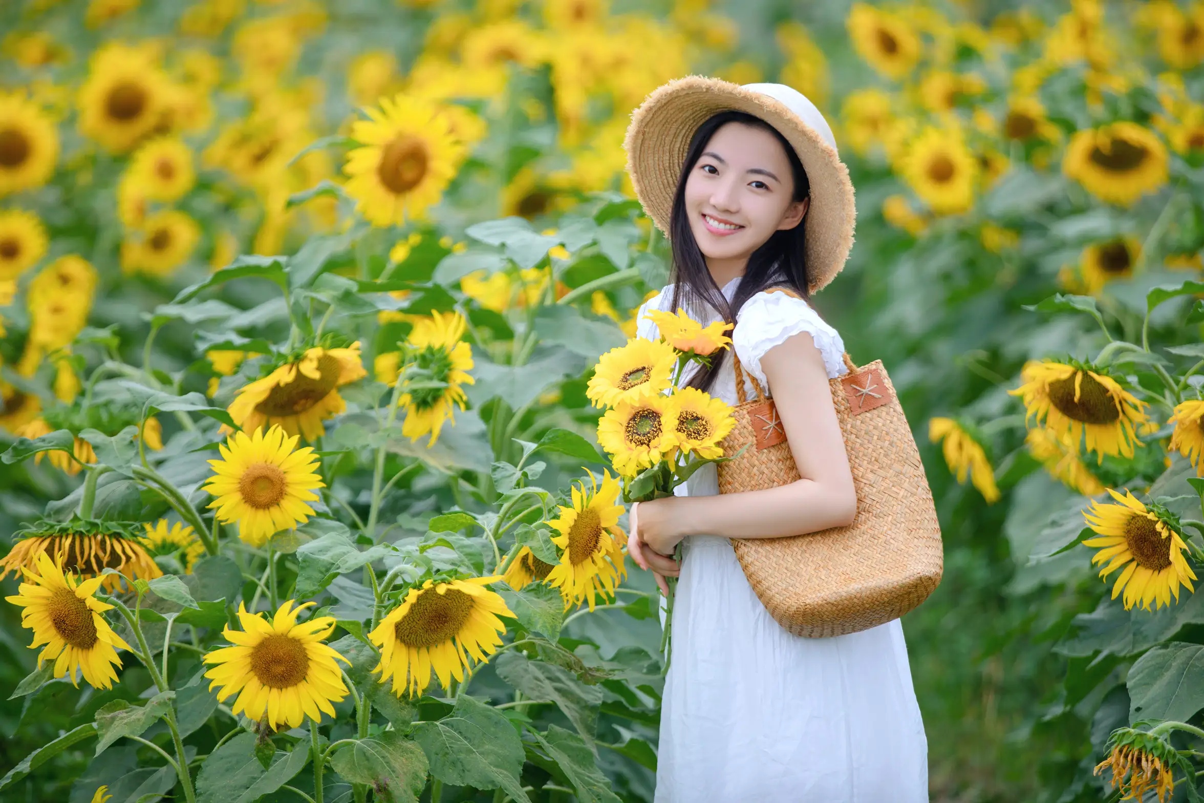 [艺图语] 2022.08.22 Vol.1766 – 向日葵女孩 栗子#[22P]-3
