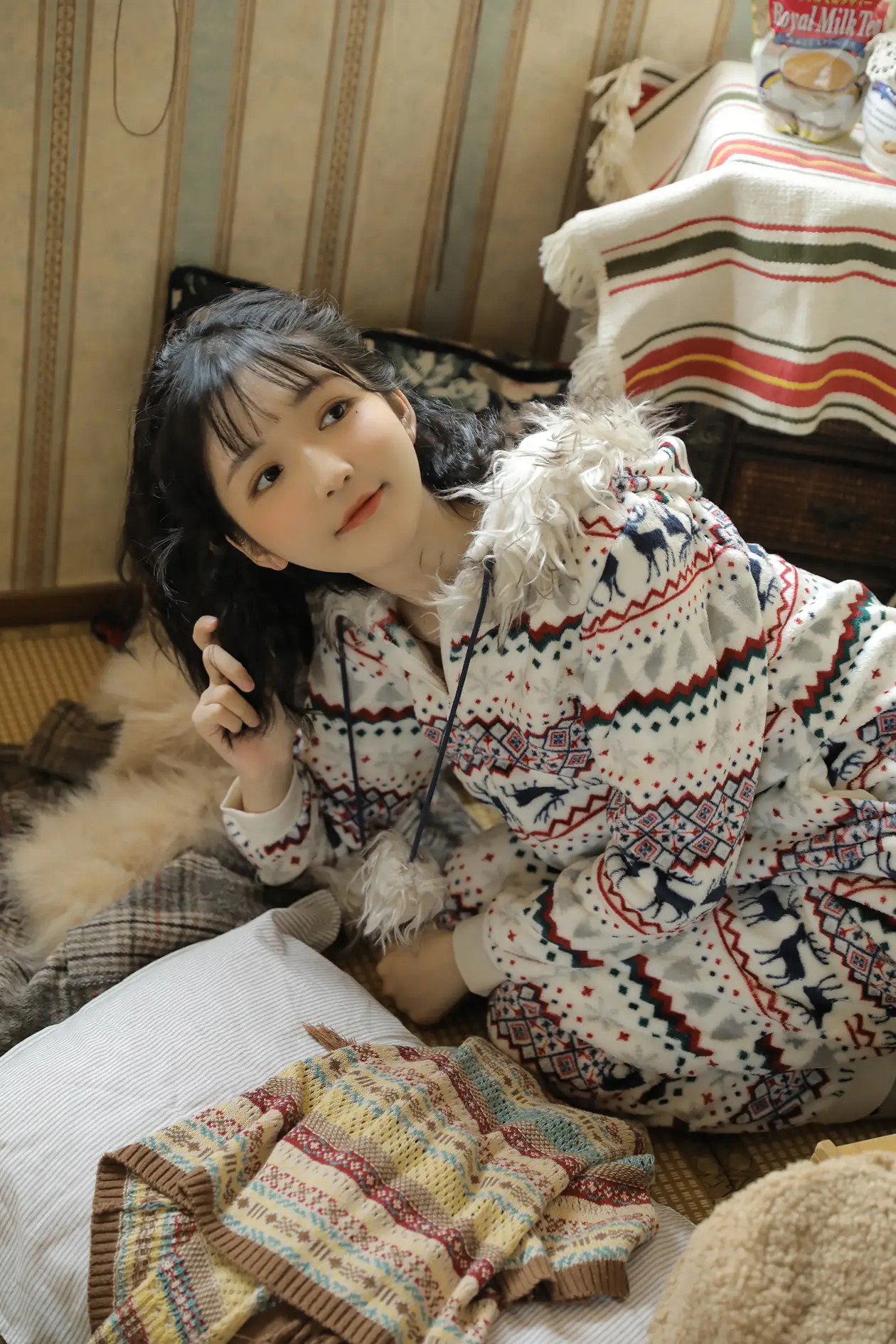 [艺图语] 2022.07.14 Vol.1476 – 温柔且乖 金迪-Vivian#[22P]-7