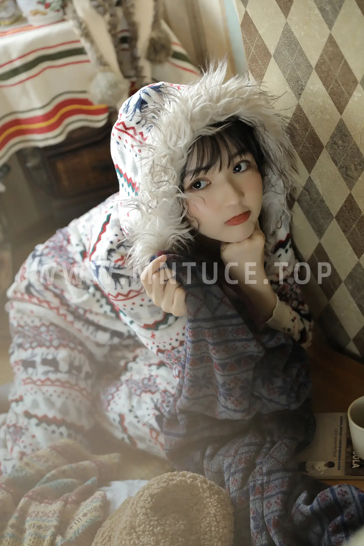[艺图语] 2022.07.14 Vol.1476 – 温柔且乖 金迪-Vivian#[22P]-9
