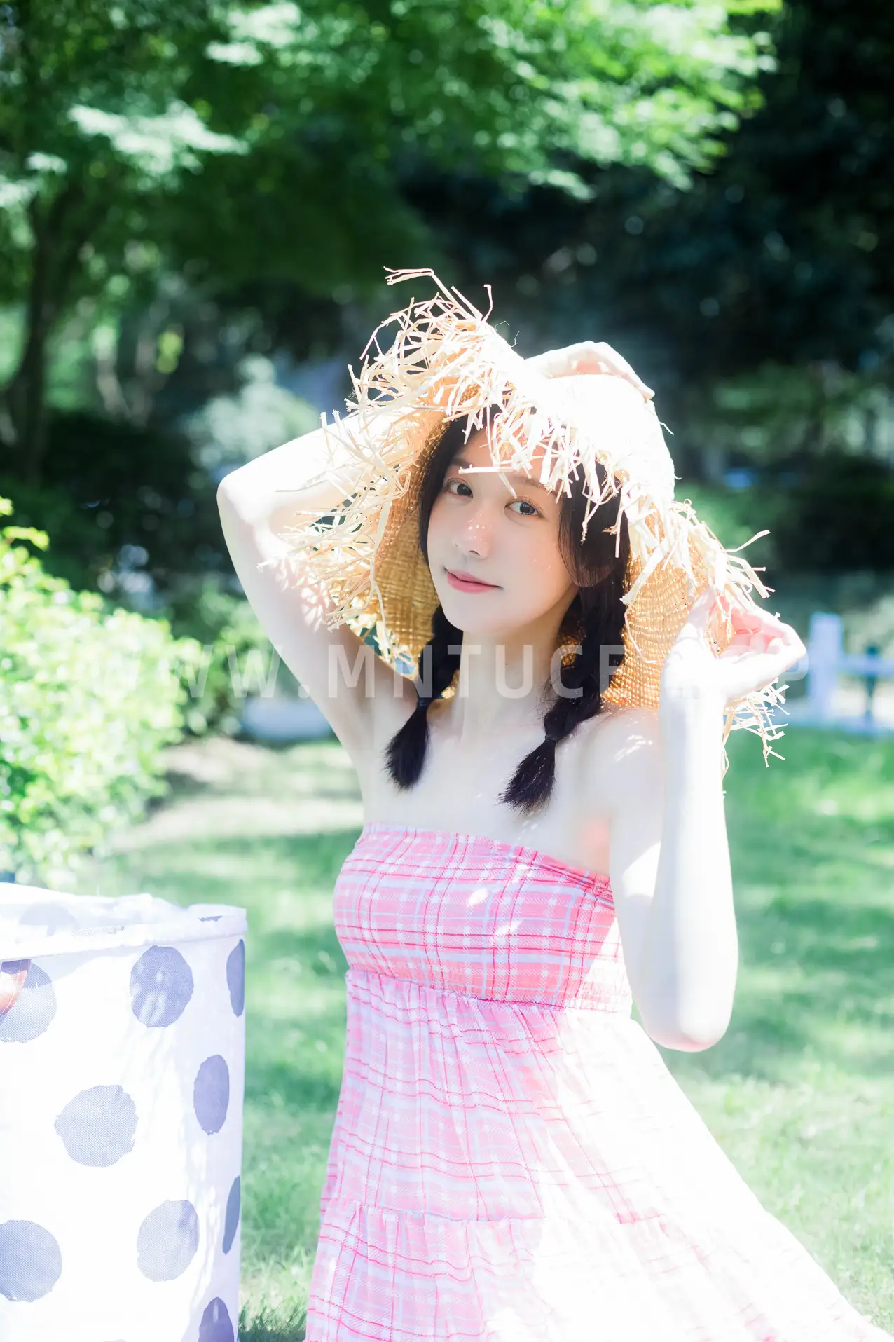 [艺图语] 2022.07.19 Vol.1520 – 今日天气晴 饲猫少女 饲猫少女-#[42P]-36
