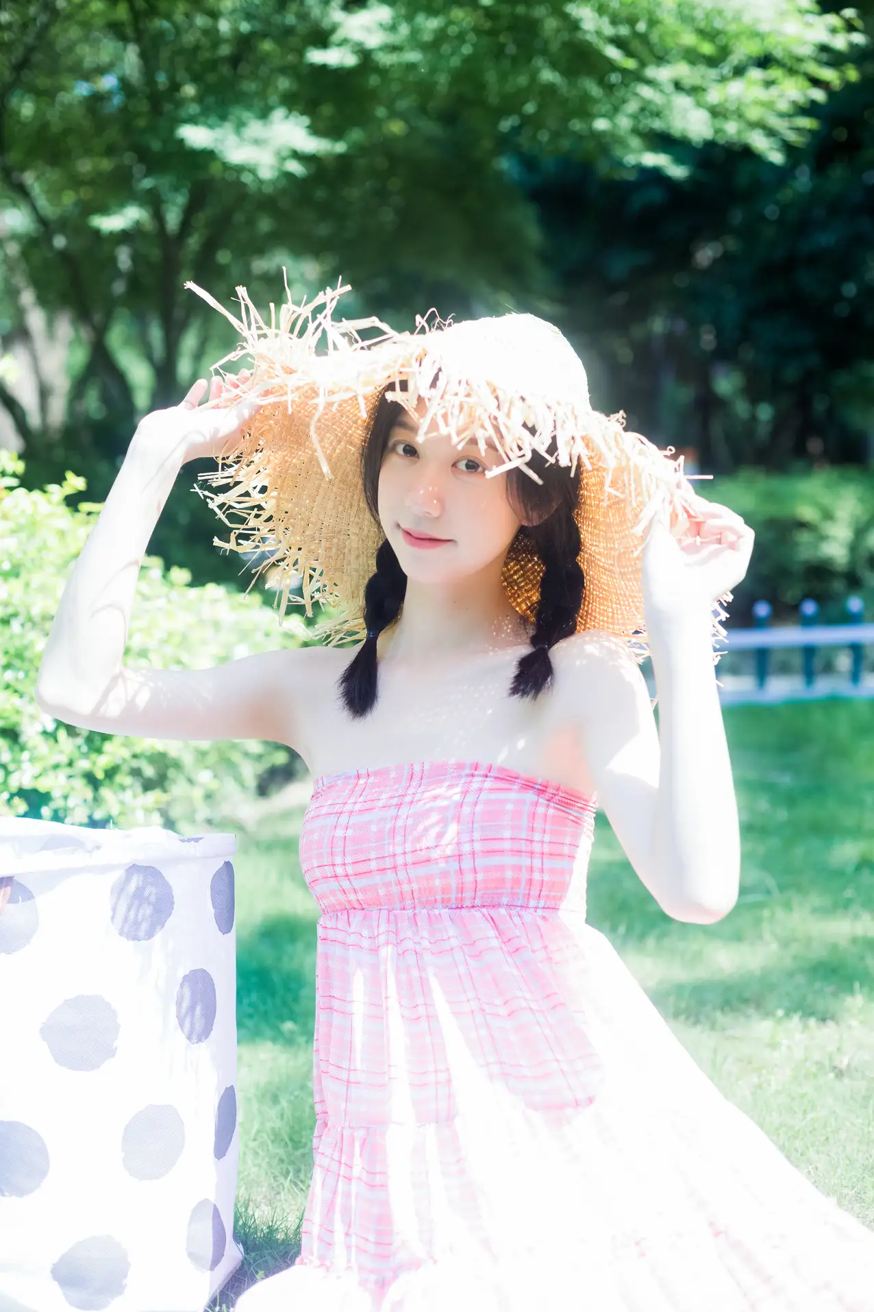 [艺图语] 2022.07.19 Vol.1520 – 今日天气晴 饲猫少女 饲猫少女-#[42P]-38