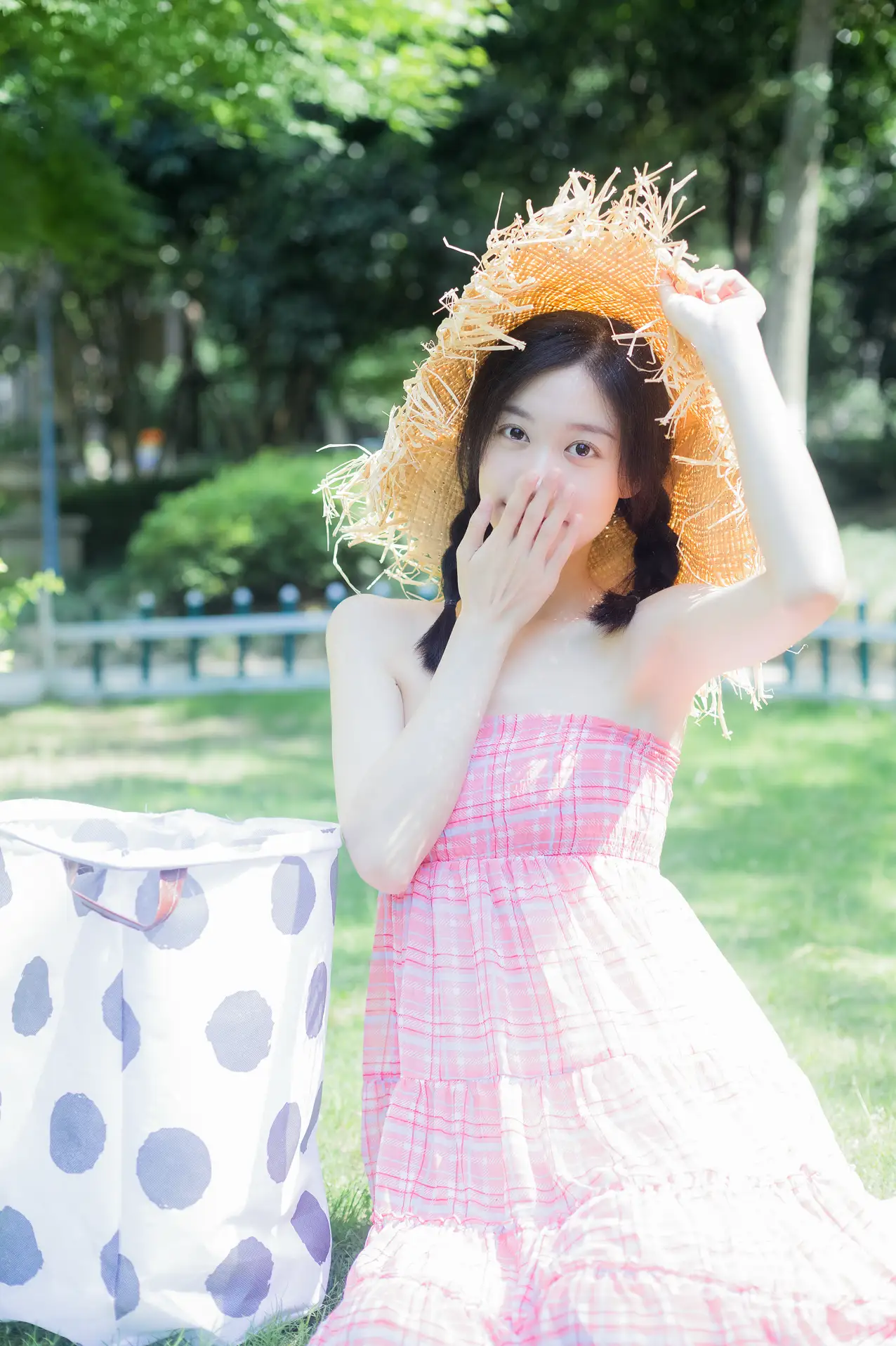 [艺图语] 2022.07.19 Vol.1520 – 今日天气晴 饲猫少女 饲猫少女-#[42P]-41