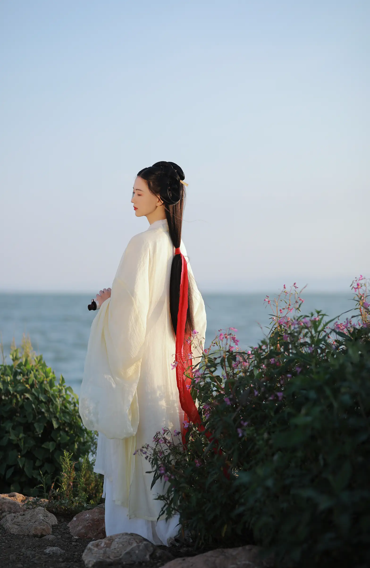 [艺图语] 2022.08.24 Vol.1781 – 山月不知心底事 Z#[30P]-1