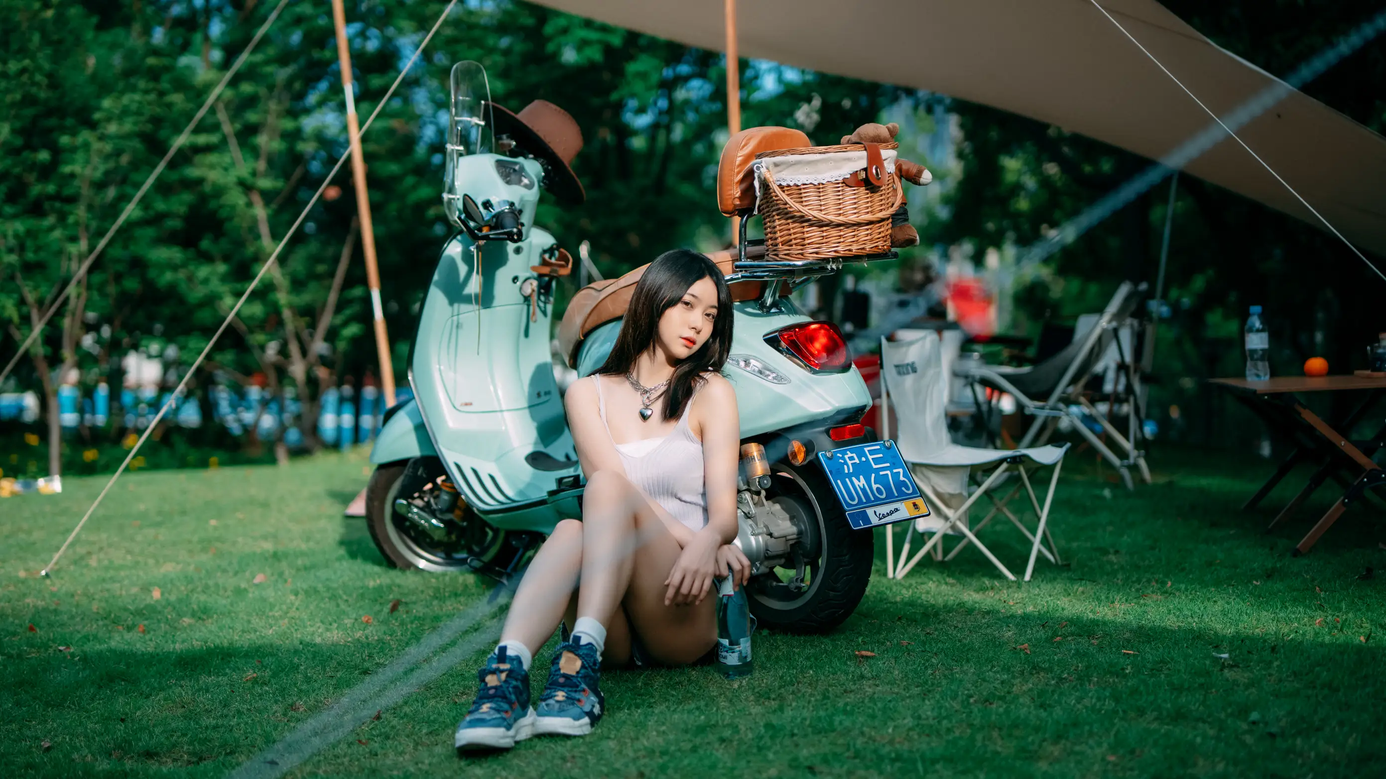 [艺图语] 2022.08.09 Vol.1664 – 夏天的白加黑 小可爱#[48P]-3