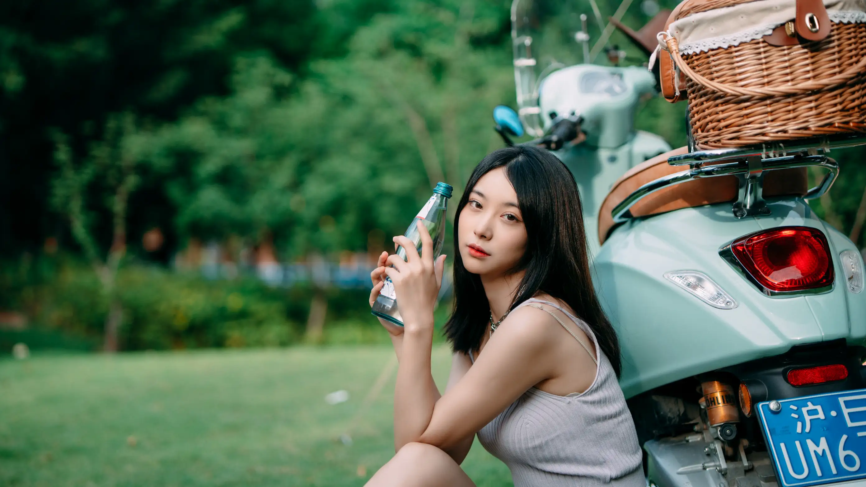 [艺图语] 2022.08.09 Vol.1664 – 夏天的白加黑 小可爱#[48P]-7