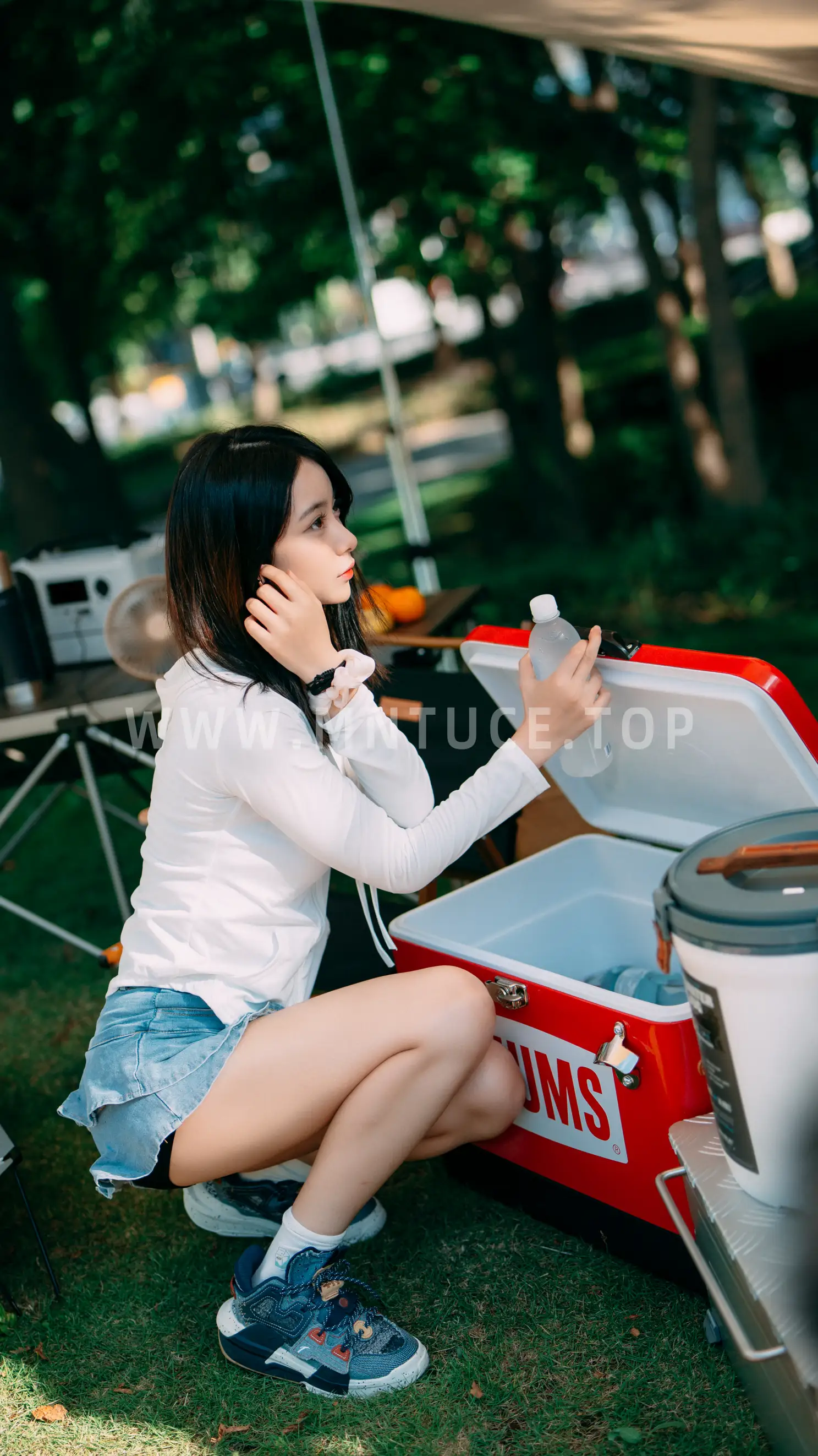 [艺图语] 2022.08.09 Vol.1664 – 夏天的白加黑 小可爱#[48P]-6