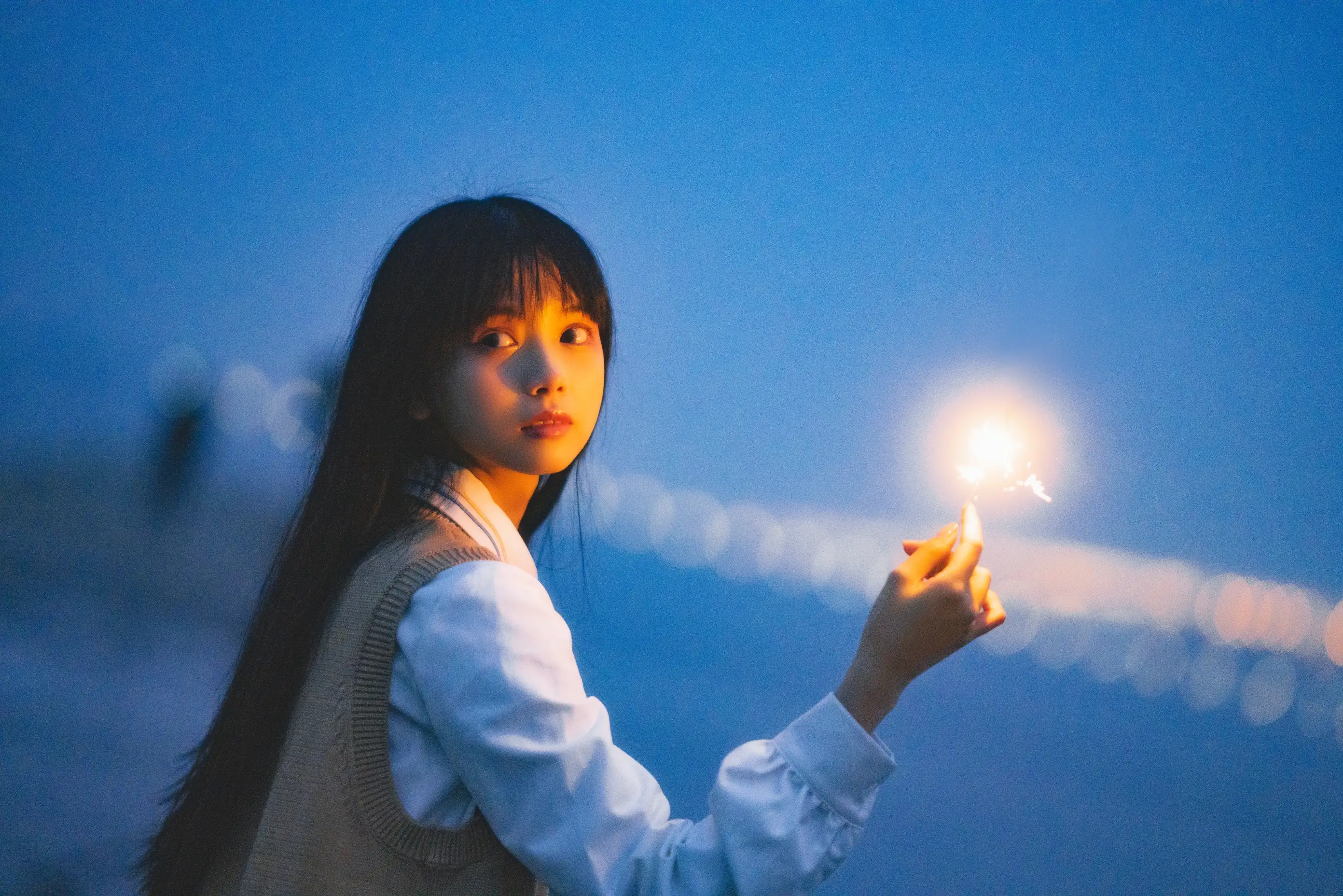 [艺图语] 2022.06.06 Vol.1102 – 焰火 猫梓子#[27P]-1