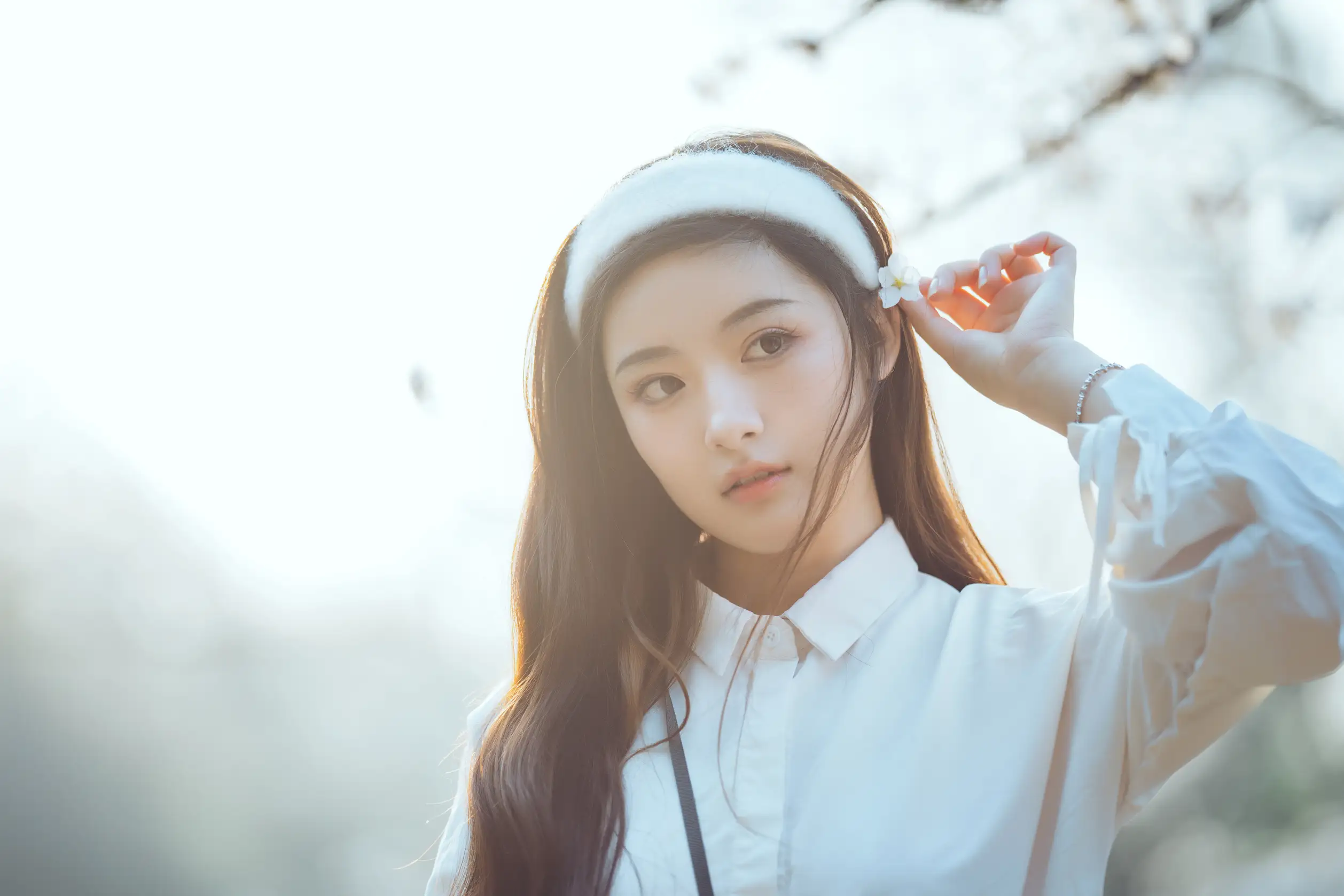 [艺图语] 2022.07.01 Vol.1345 – 三月樱花 幺鸡w#[23P]-1