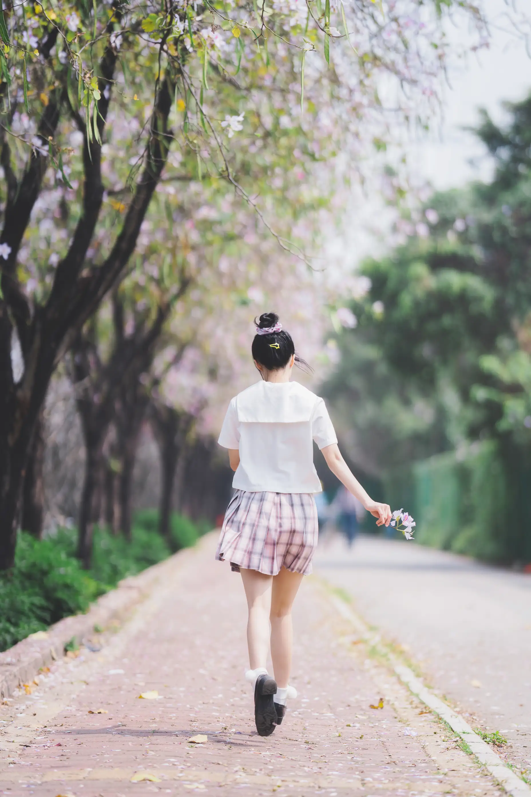 [艺图语] 2022.06.21 Vol.1244 – 花与少女 思涼poi#[35P]-9