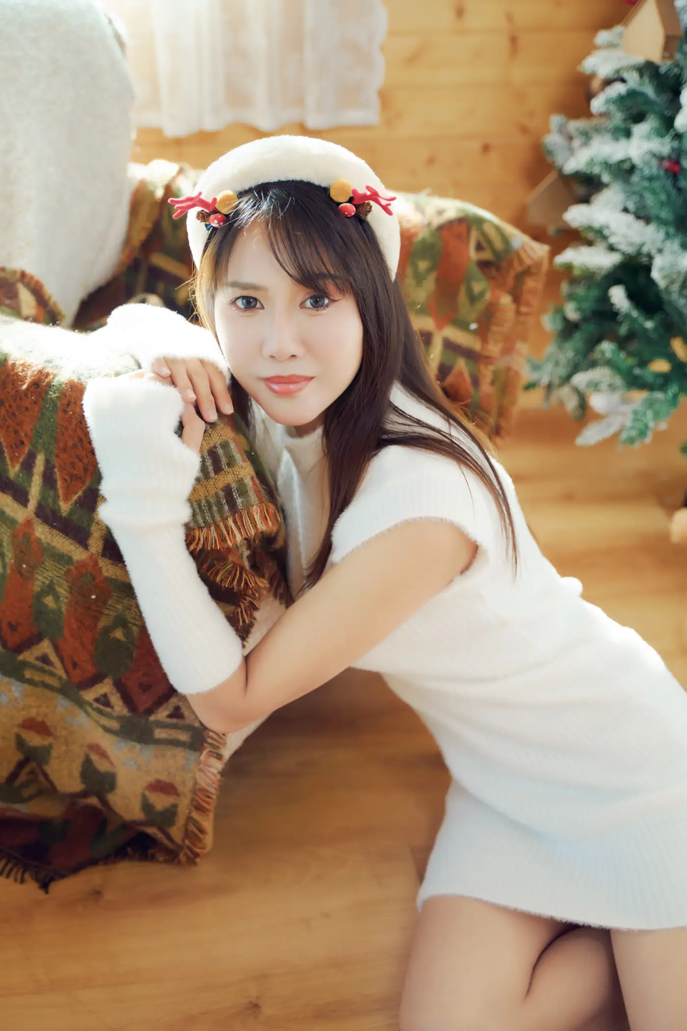 [艺图语] 2021.12.21 Vol.509 – 圣诞少女 lin#[42P]-42