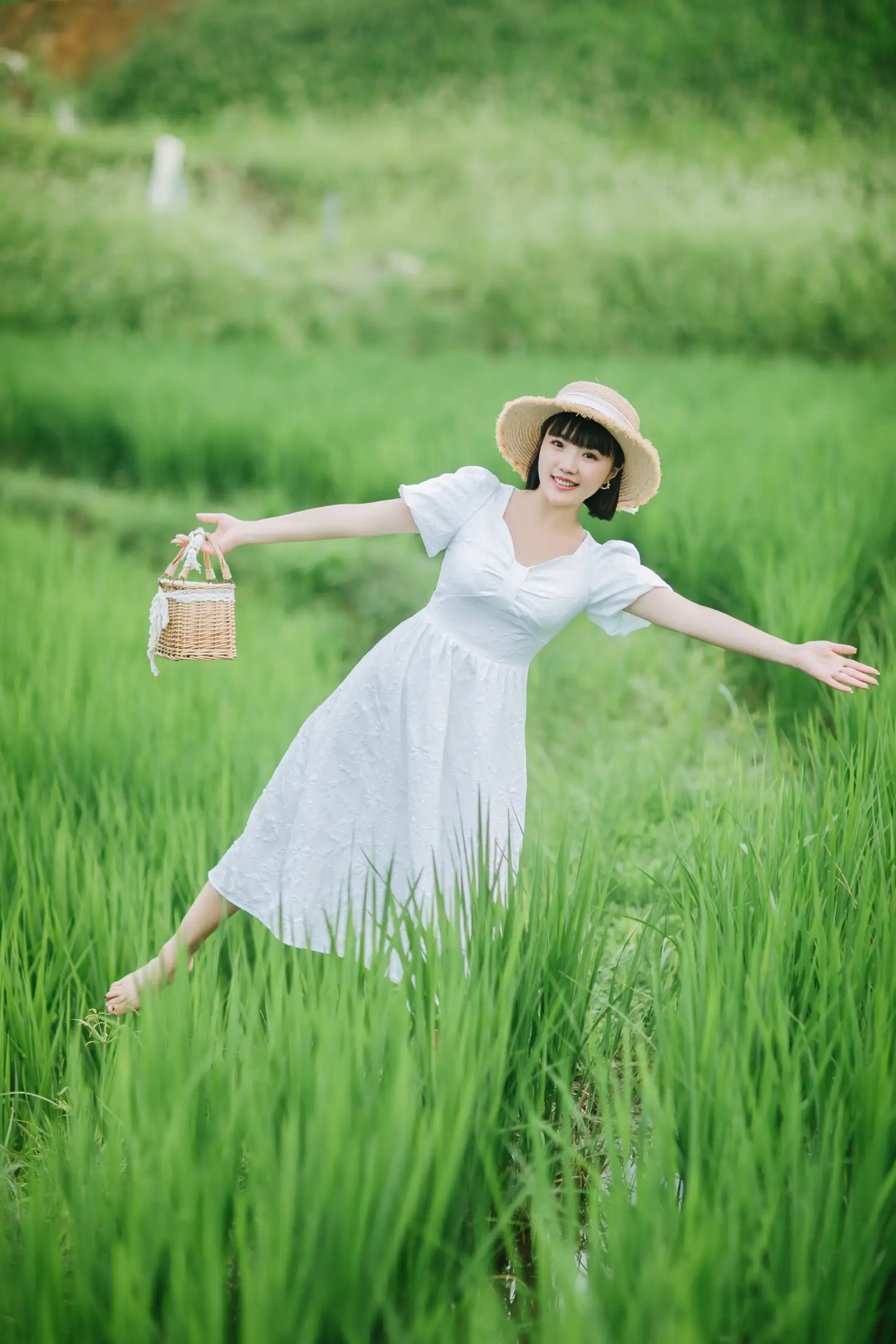 [艺图语] 2022.08.24 Vol.1782 – 夏天的稻田 冬琴#[25P]-7