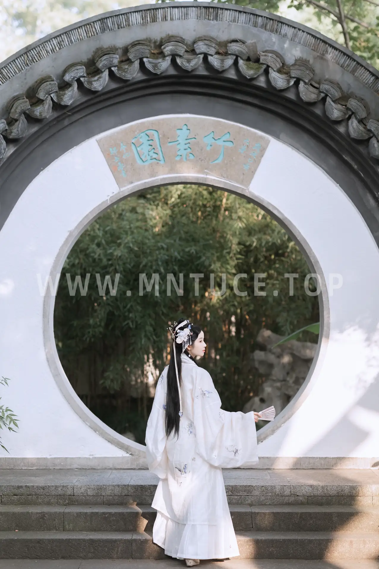 [艺图语] 2022.11.20 Vol.2480 – 梨园故梦 一只阿梦崽#[33P]-4