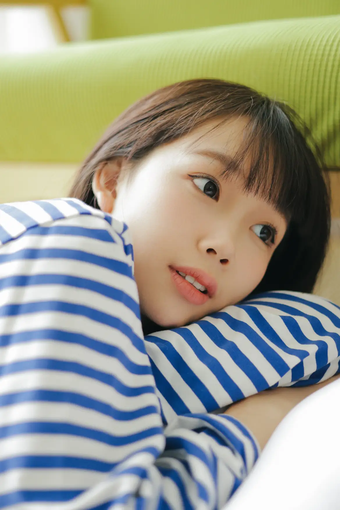 [艺图语] 2022.11.16 Vol.2450 – 可爱小女友 小饼干#[50P]-1