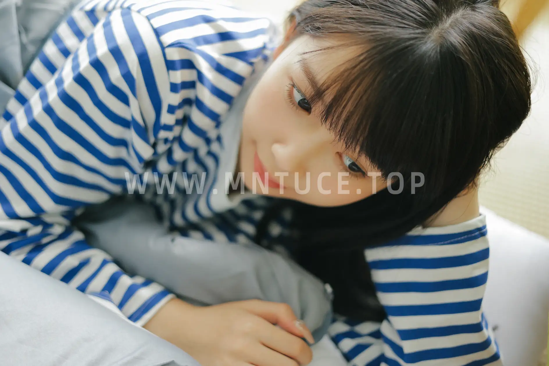 [艺图语] 2022.11.16 Vol.2450 – 可爱小女友 小饼干#[50P]-2