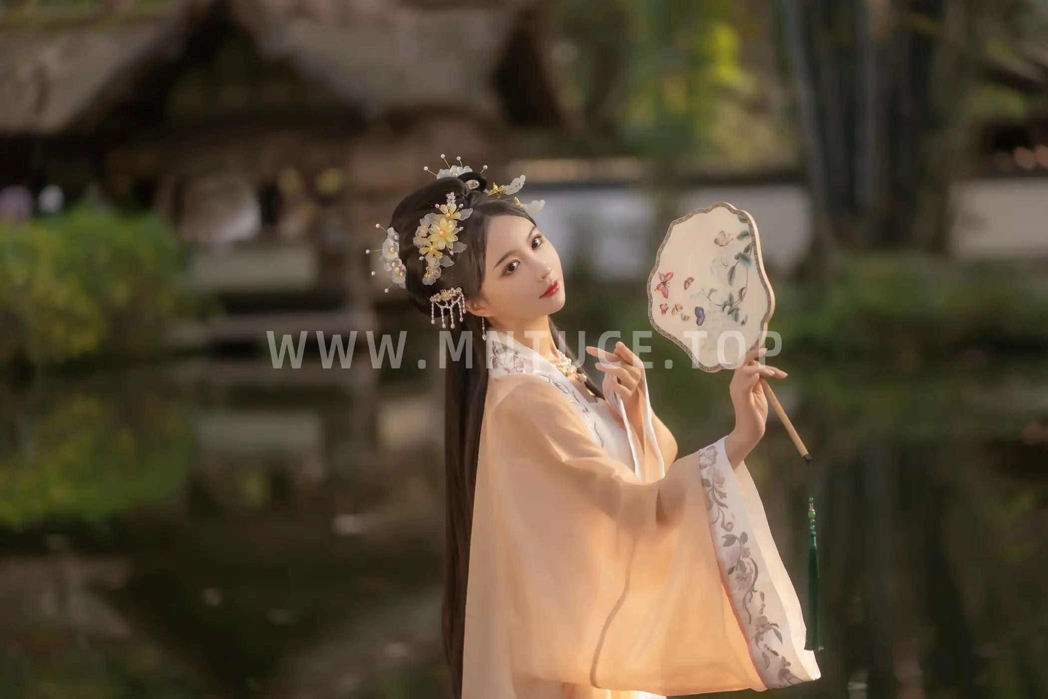 [YITUYU] 2022.11.11 VOL.2412 -Tianqing Shi -Qi Luosheng's Xiaosu -Suisu's Xiao Su Su-#[28P]-4