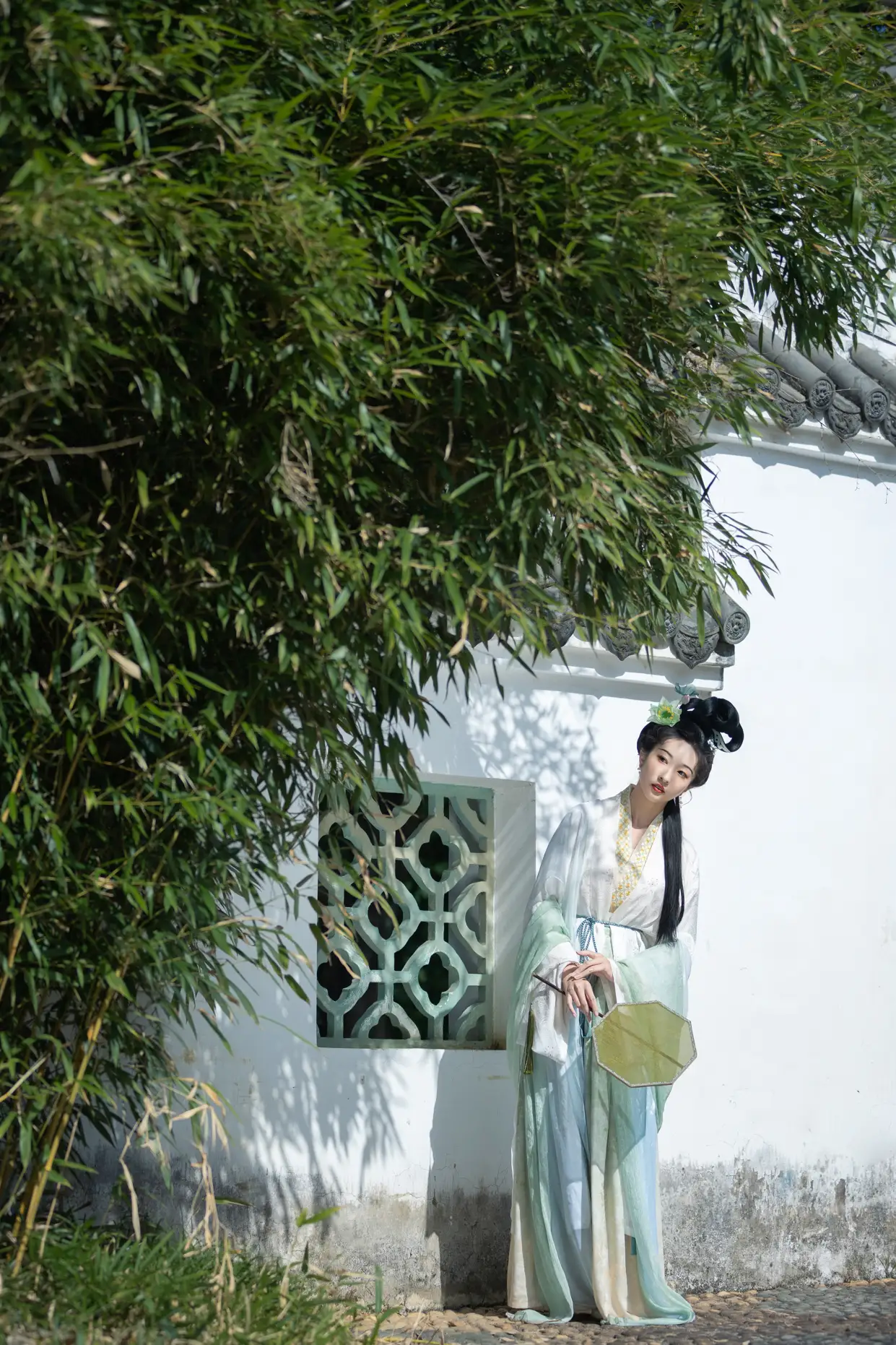 [艺图语] 2022.11.17 Vol.2458 – 绿了芭蕉 丸子有只猫#[34P]-9